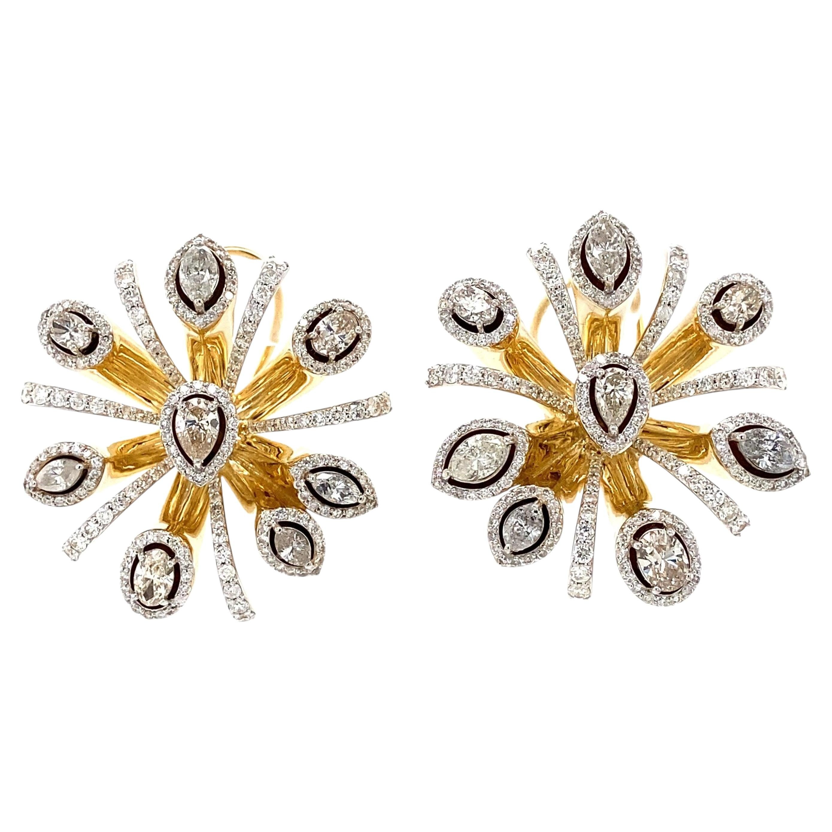 Boucles d'oreilles composées de diamants naturels en or massif 14 carats (certifiés) avec fleur marquise en vente