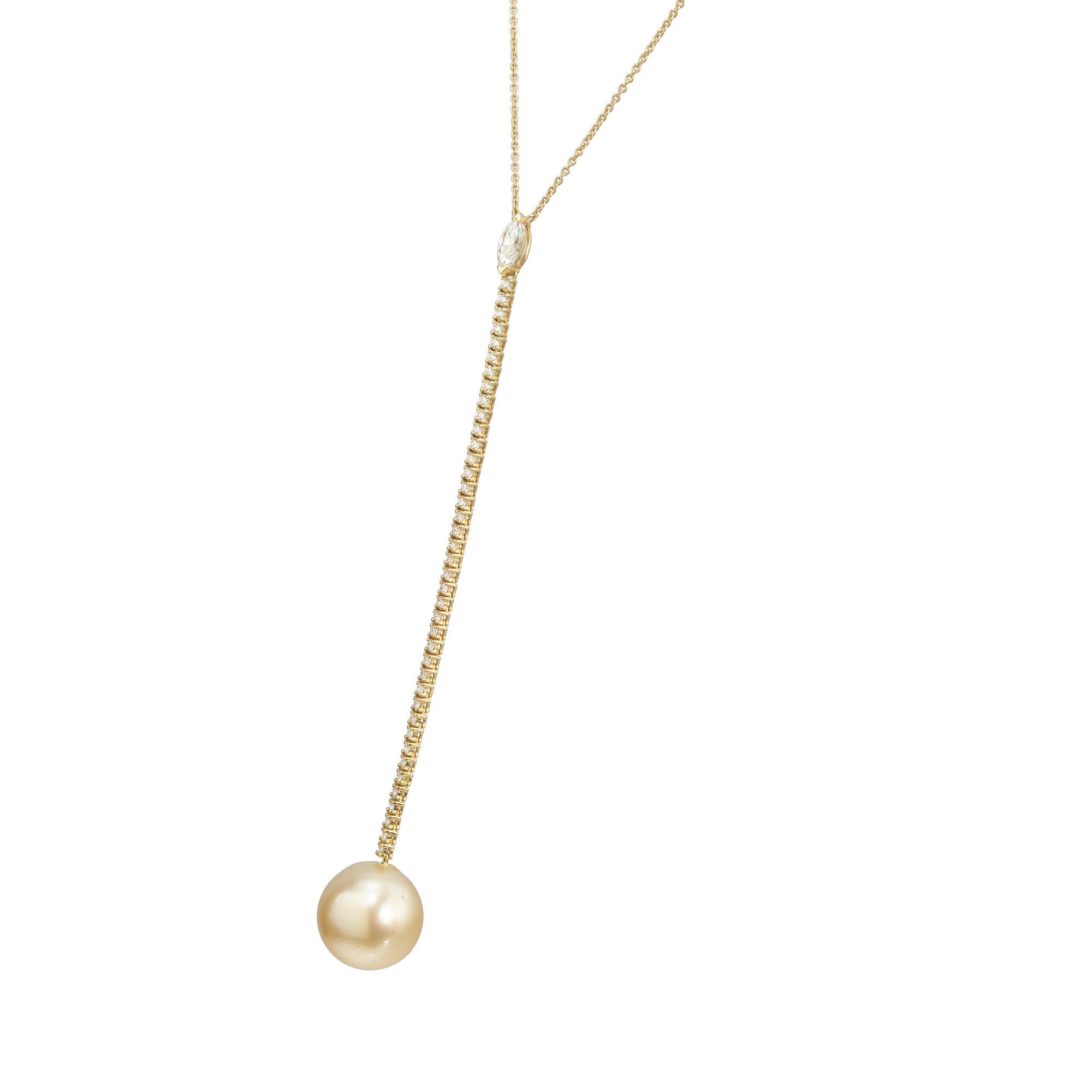 Taglio marquise Collana di perle marquise e dorate con pavé di diamanti in oro 18 carati in vendita