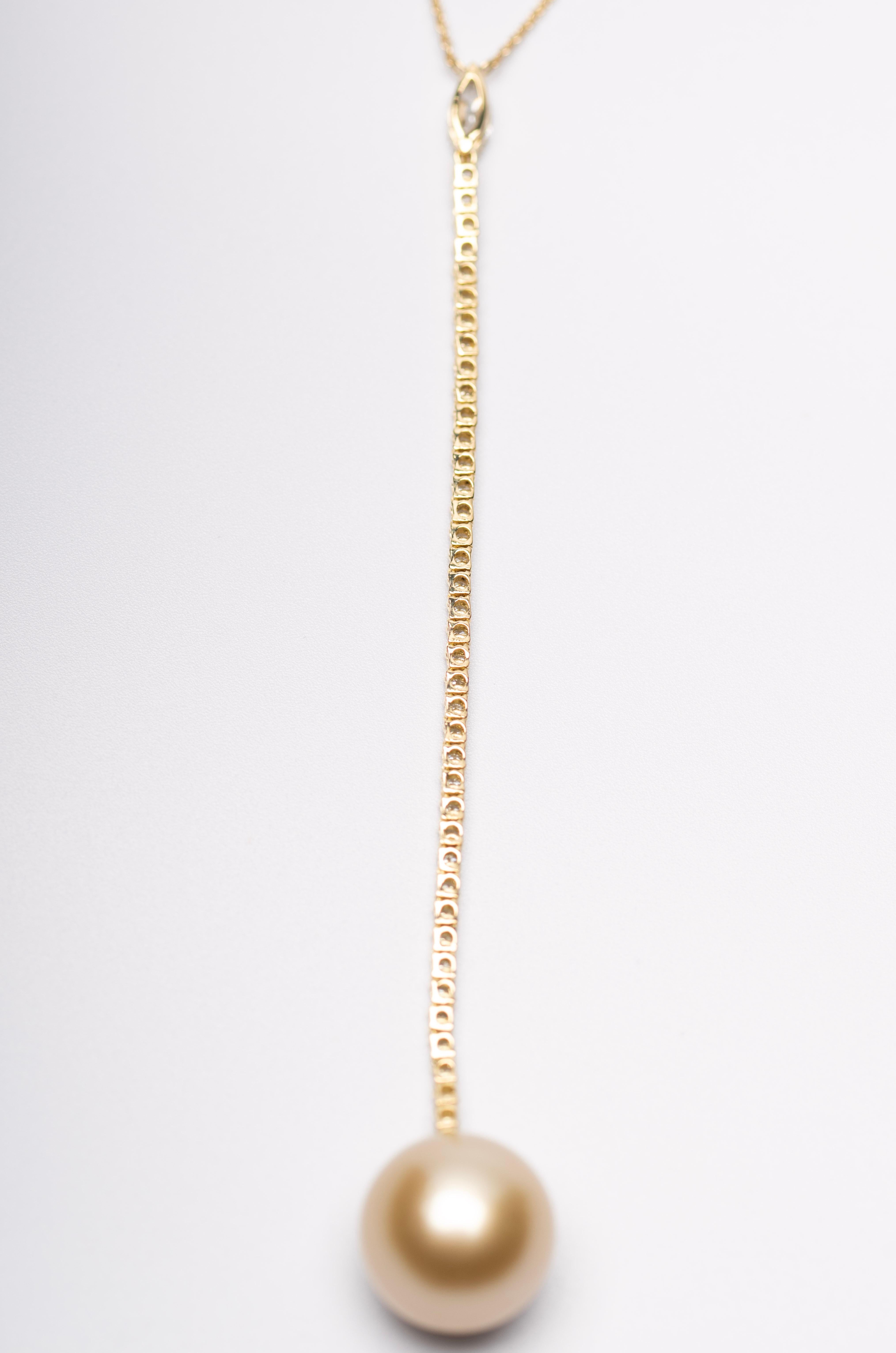 Femenino o masculino Collar Marquesa y Perla Dorada con Diamantes Engastados en Oro de 18K en venta