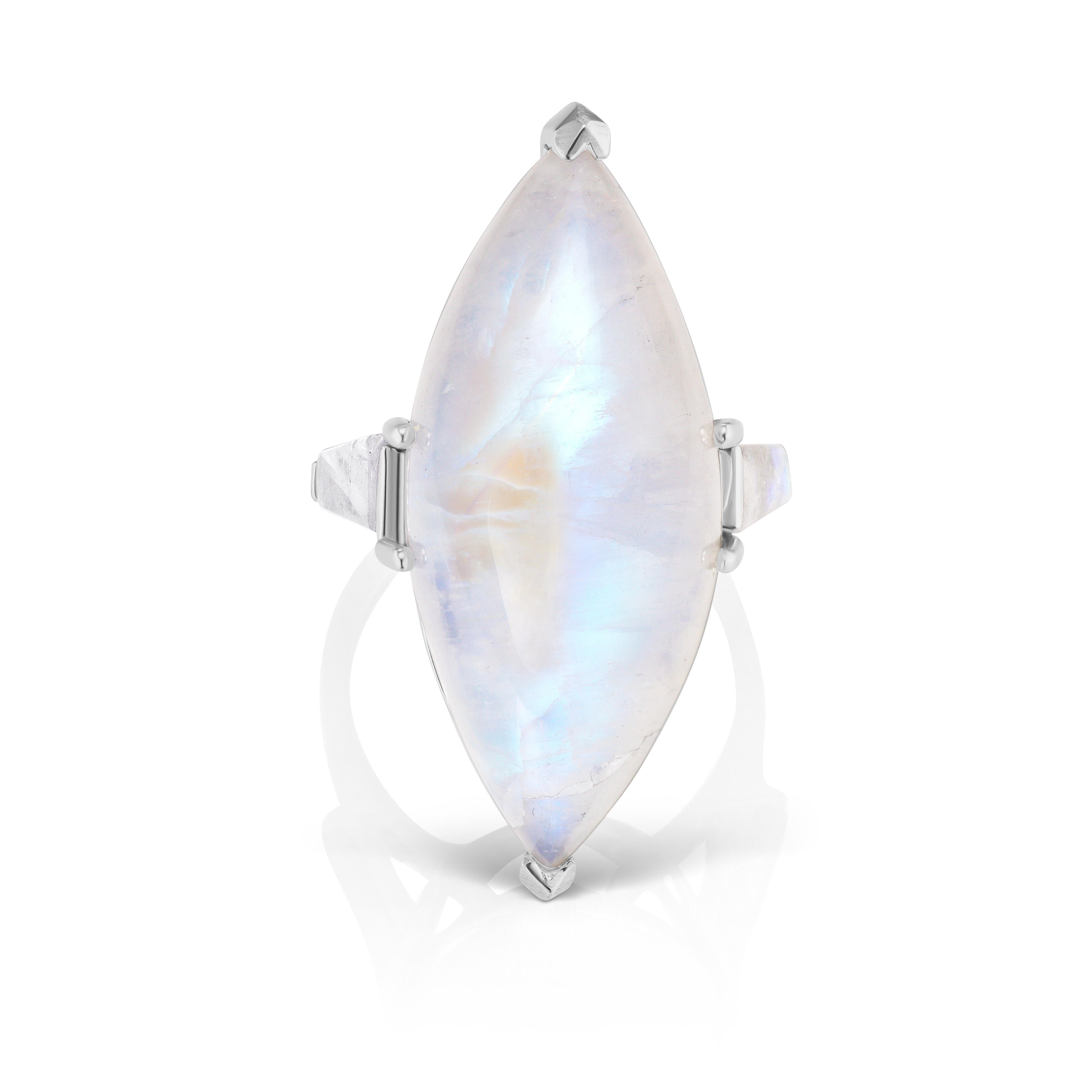Marquise Iridescent Large Moonstone Statement Gold Ring In New Condition In New York, NY