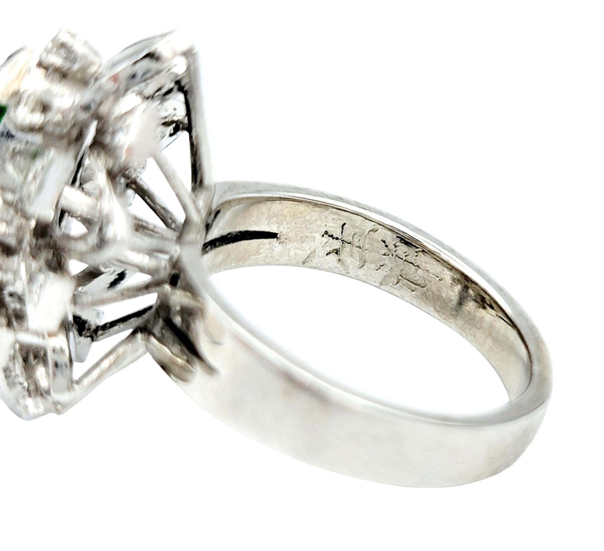 Cocktailring aus 10 Karat Weißgold mit Marquise-Jadeit und Diamant im Einzelschliff im Zustand „Gut“ im Angebot in Scottsdale, AZ