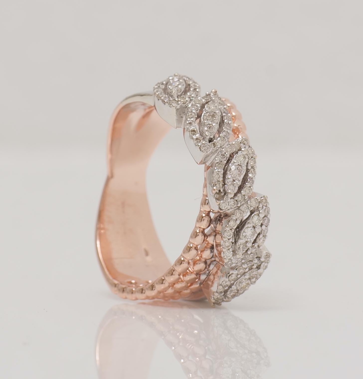 Round Cut Marquise Leaf Diamond Band Ring in 14k Solid Gold (Certified) For Sale
