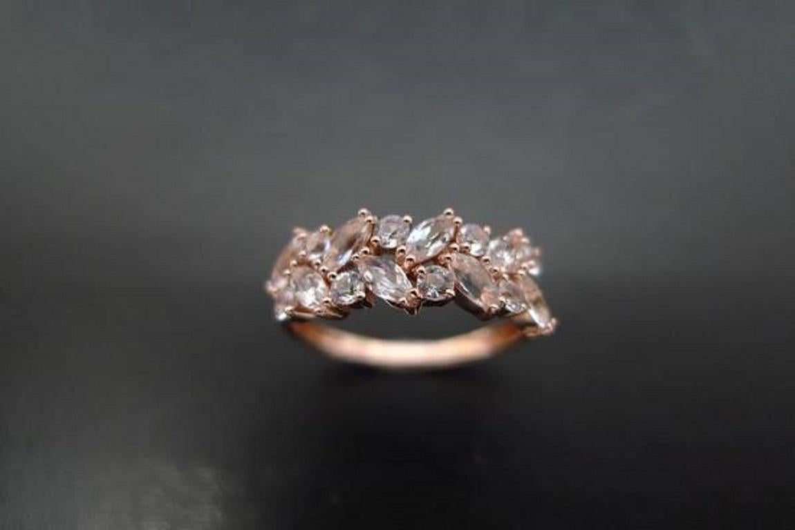 Modern Marquise Morganite and Round Morganite Wedding Ring Band in 18K Rose Gold For Sale