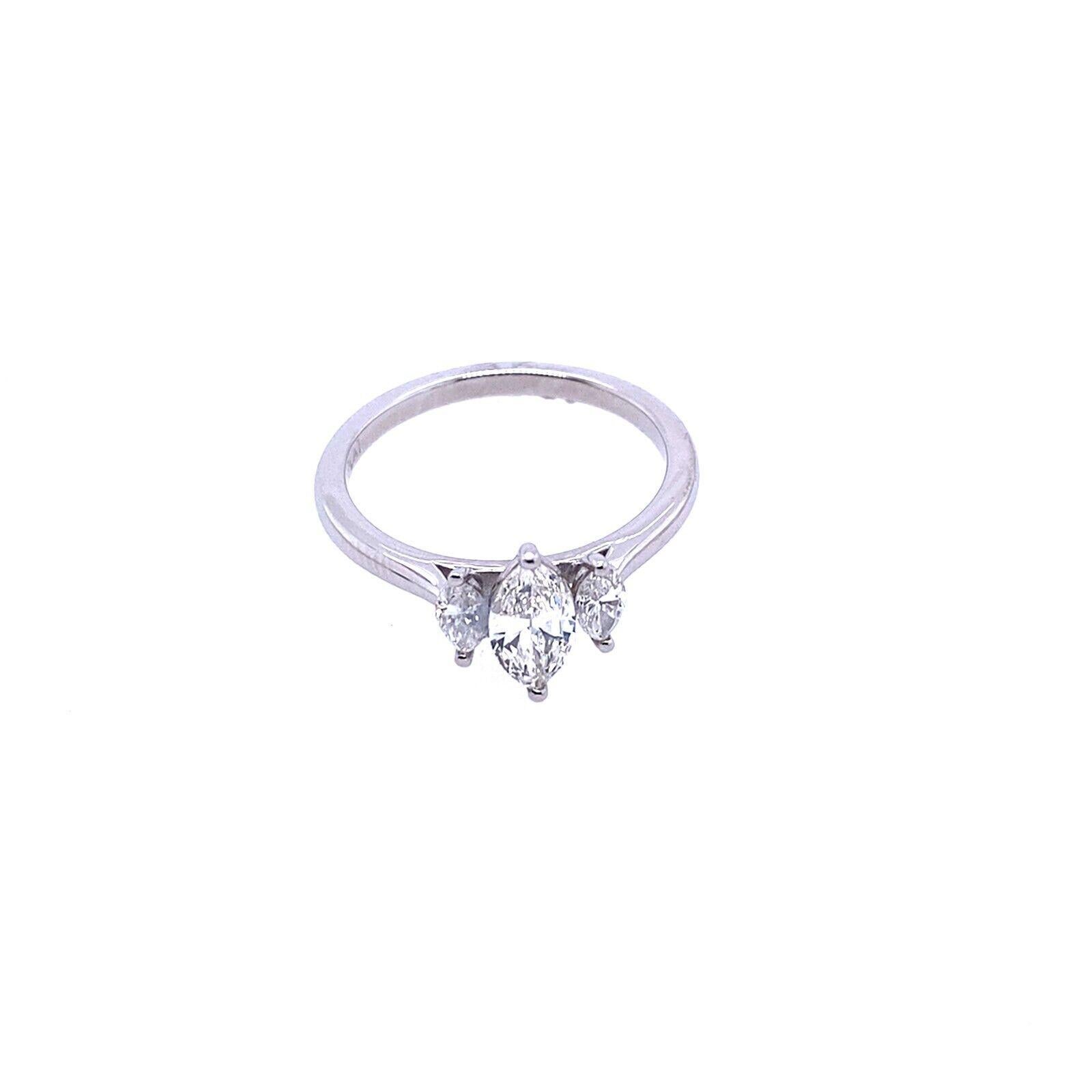 Marquise Natürlicher Trilogy Diamant 3-Stein-Ring aus Platin (Marquiseschliff)