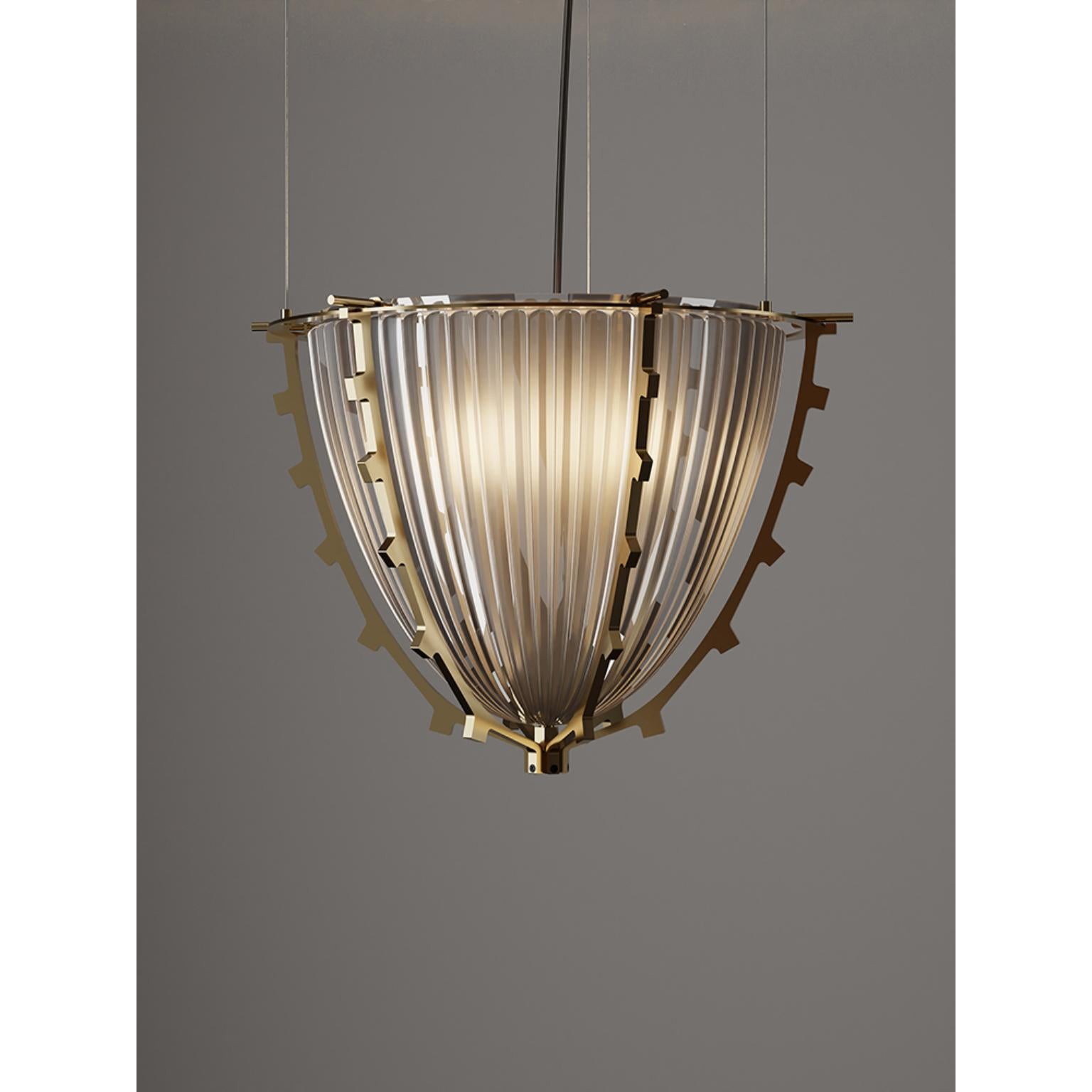 Lampada a sospensione Marquise Opus di MM Lampadari
Dimensioni: Ø 45 x H. 40 cm. 
Materiali: Vetro e metallo.

Tutte le nostre lampade possono essere cablate a seconda del Paese. Se viene venduto negli Stati Uniti, sarà cablato per gli Stati Uniti,