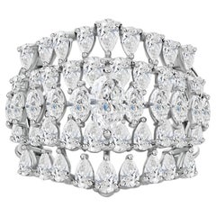 Cocktailring mit Marquise- und Birnen-Diamanten in 18 Karat Weißgold – auffälliger Schmuck