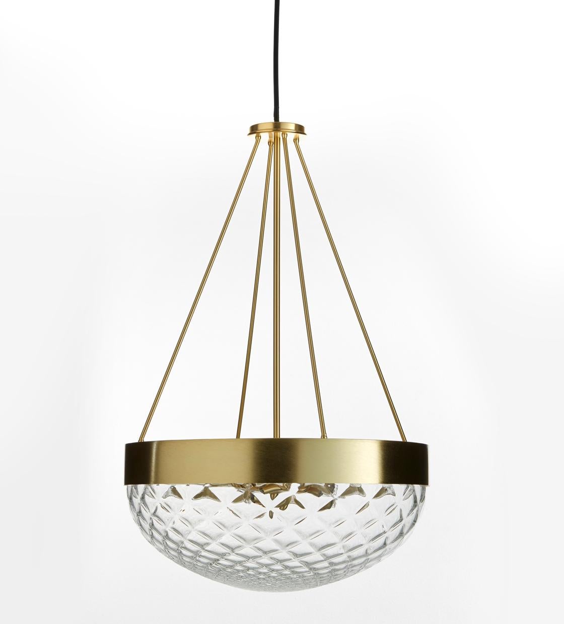 Lampada a sospensione Marquise Rays di MM Lampadari
Dimensioni: Ø 42 x H. 65 cm. 
Materiali: Cristallo e metallo.

Tutte le nostre lampade possono essere cablate a seconda del Paese. Se viene venduto negli Stati Uniti, sarà cablato per gli Stati