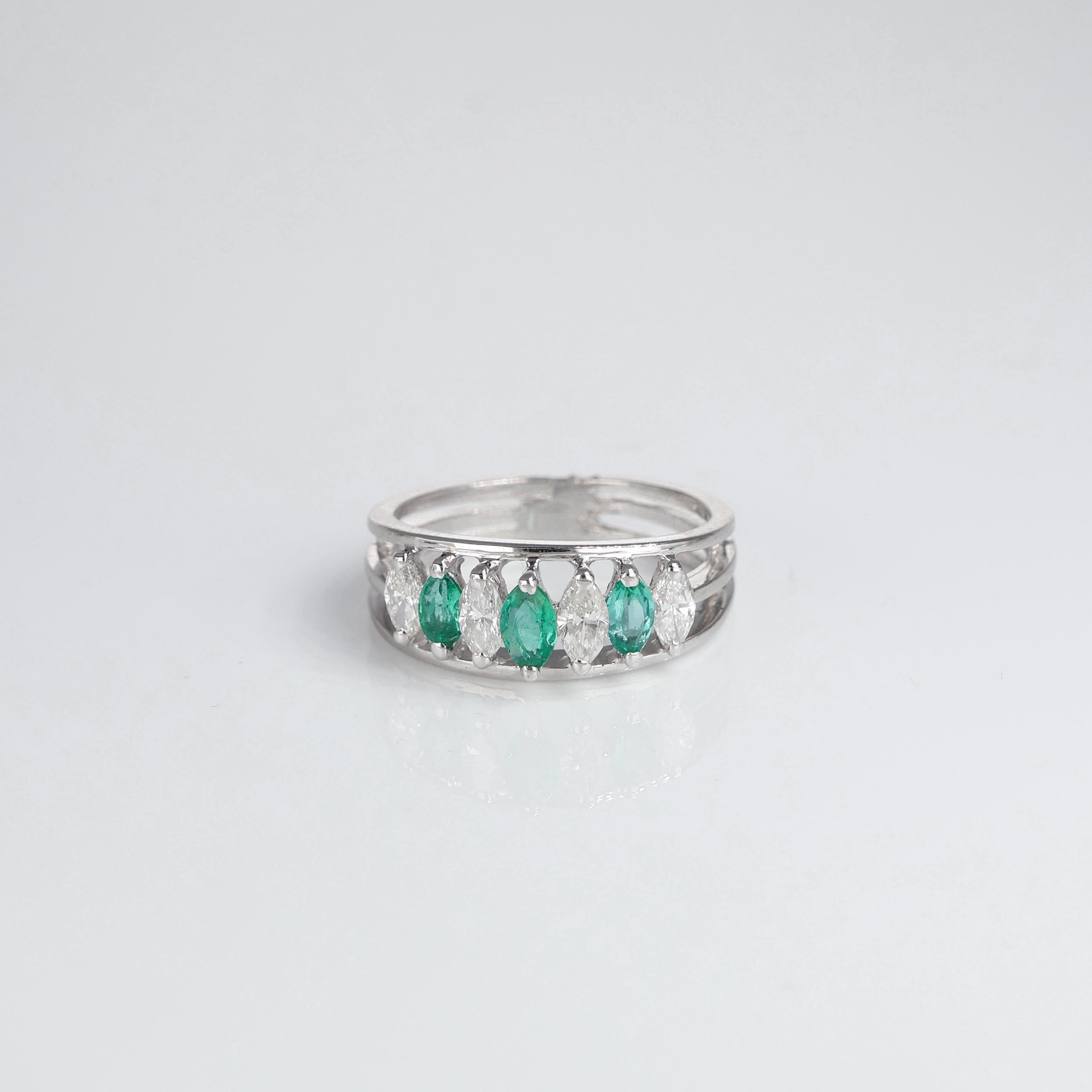 IMPORTANT NOTE:
✔ No additional costs will be added to this order.
✔ Shipping and customs duties are fully covered by us.
--------------------
This elegant ring combines the warmth of White gold plated in white rhodium with the timeless allure of