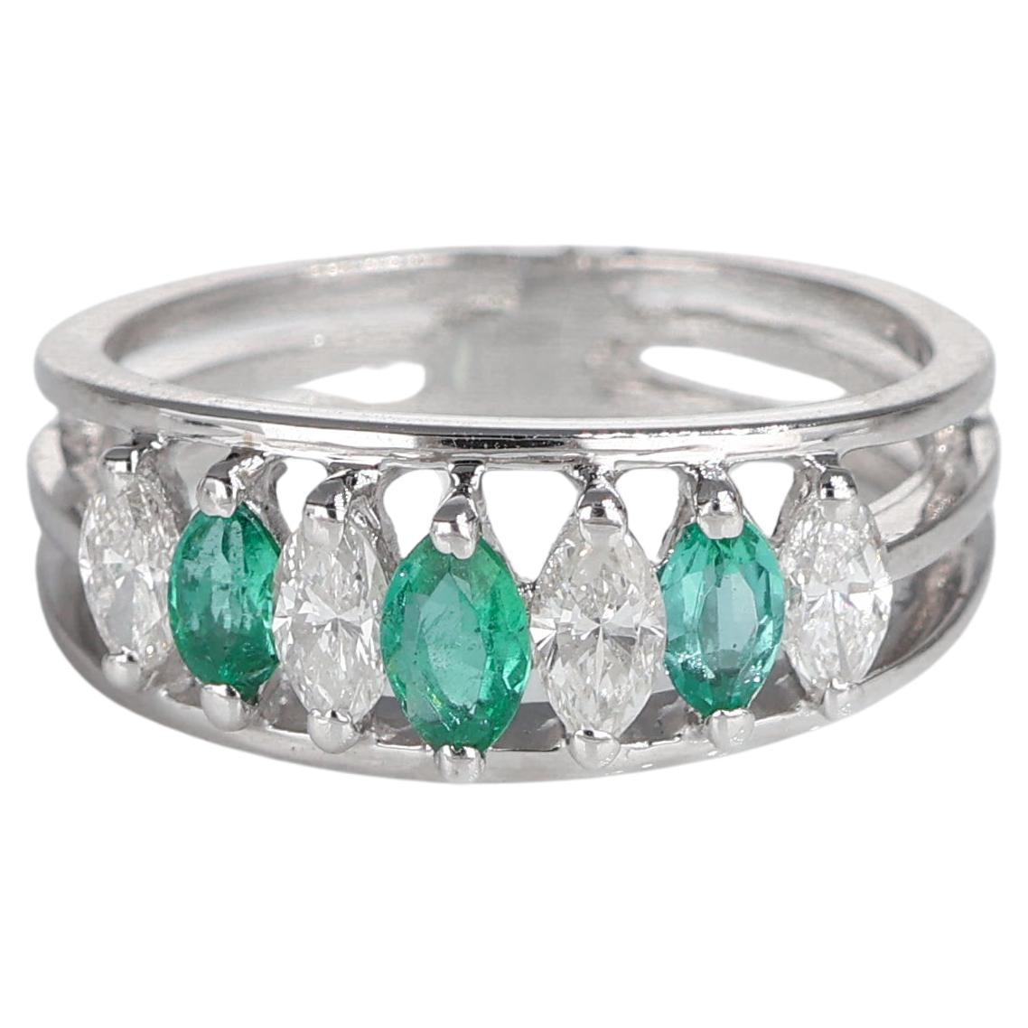 Marquise Ring White Gold Emerald 0.36 carats and White Diamond 0.55 carats
