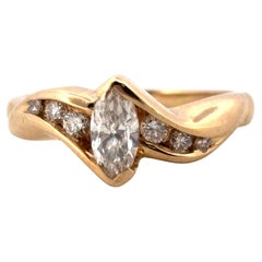 Bague de fiançailles en or jaune 14K Marquise et taille ronde 0.25Ctw Diamant Naturel