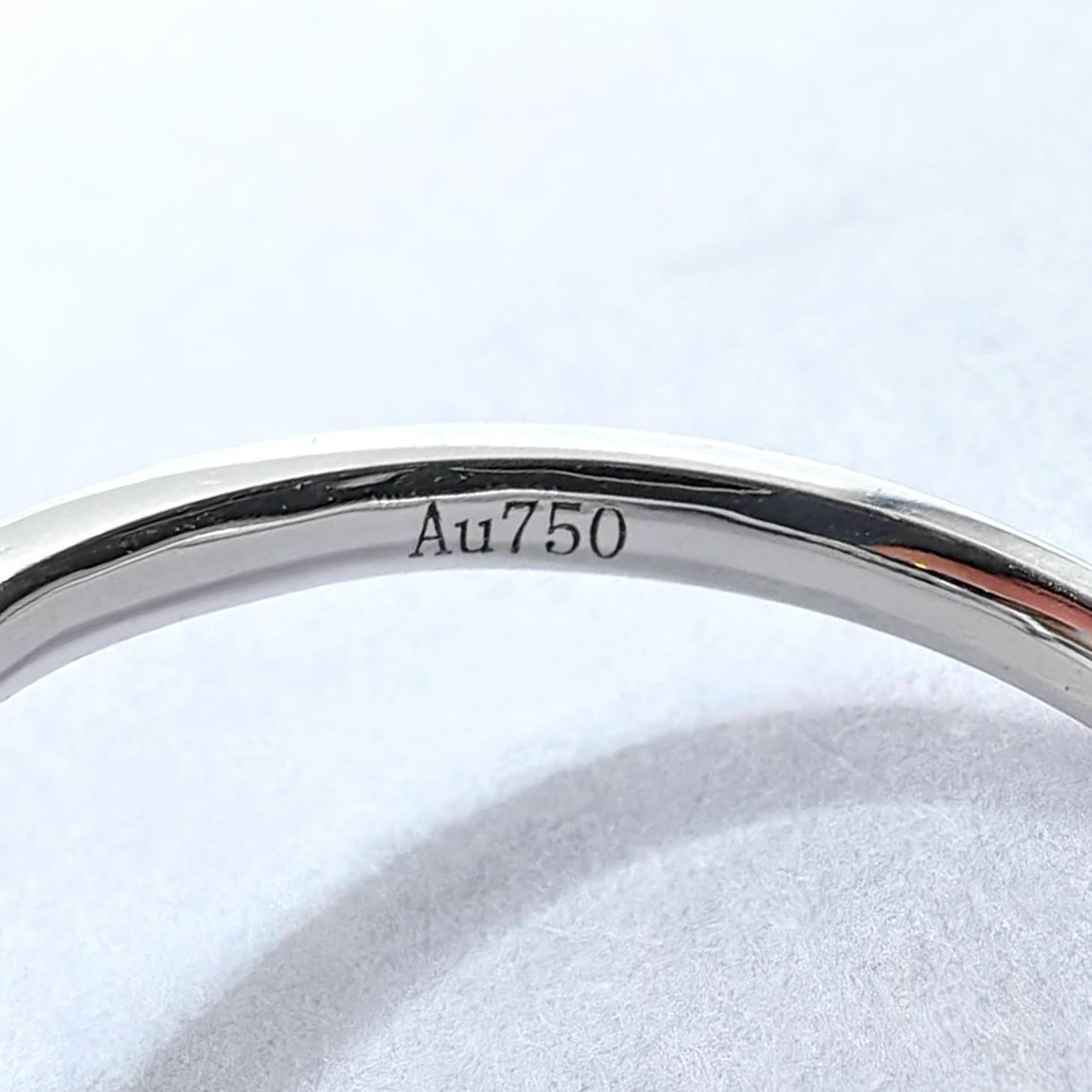 En vente :  Anneau de mariage demi-éternité en or blanc 18 carats avec diamant Marquise et taille ronde 7