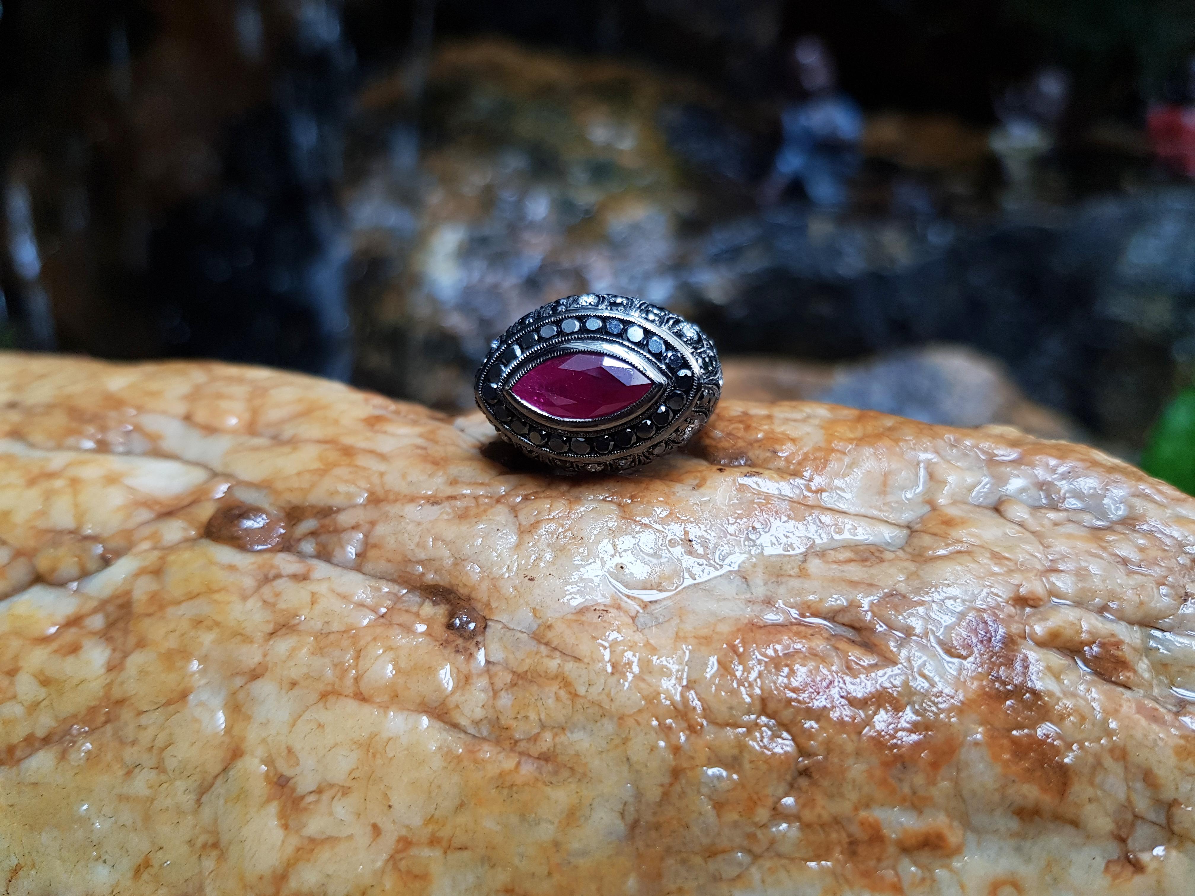 Marquise Ruby, Black Diamond with Diamond Ring Set in 18 Karat White Gold In New Condition For Sale In Bangkok, TH