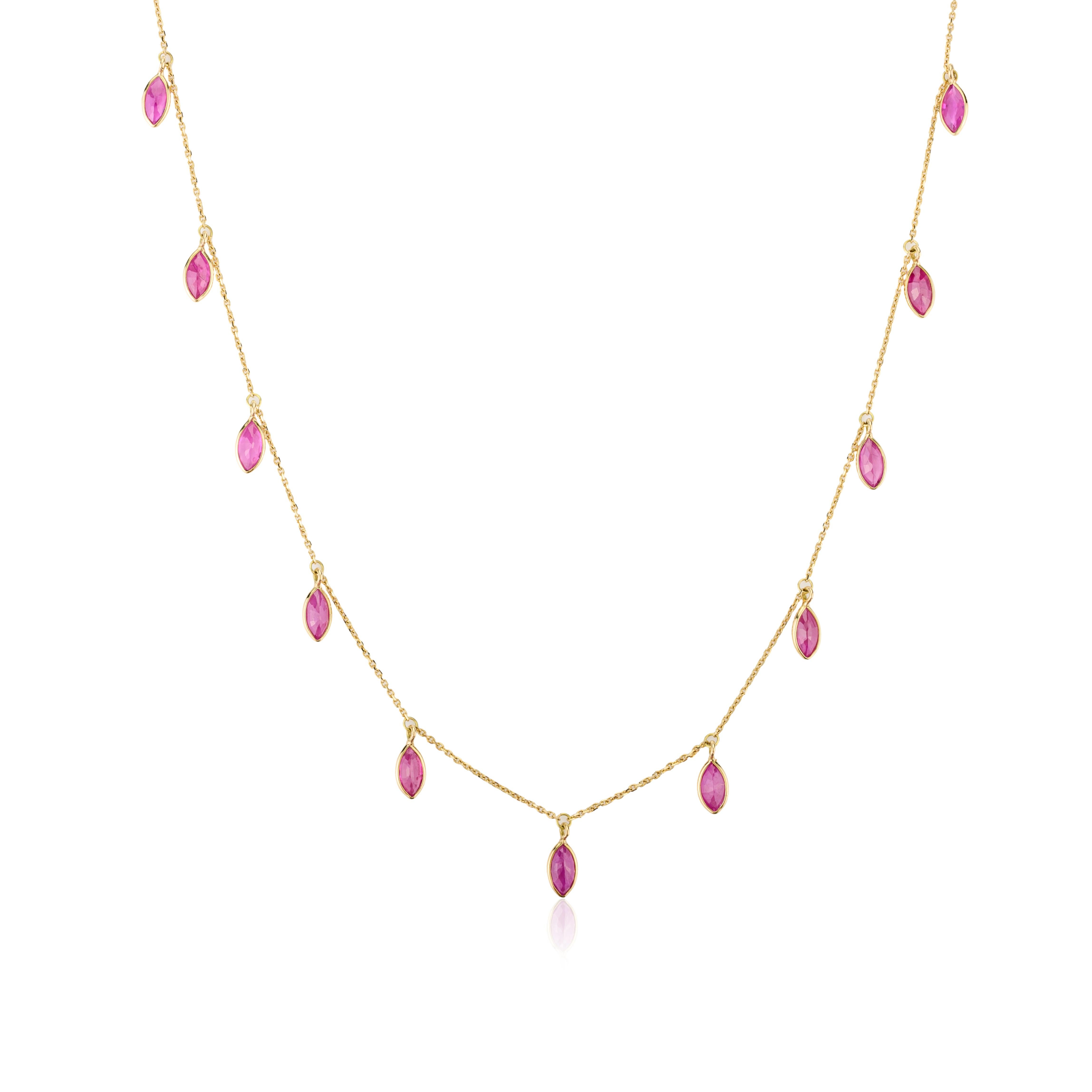 Modernista Collana a catena con charme di rubino Marquise Regalo per la fidanzata in oro giallo massiccio 18 carati in vendita