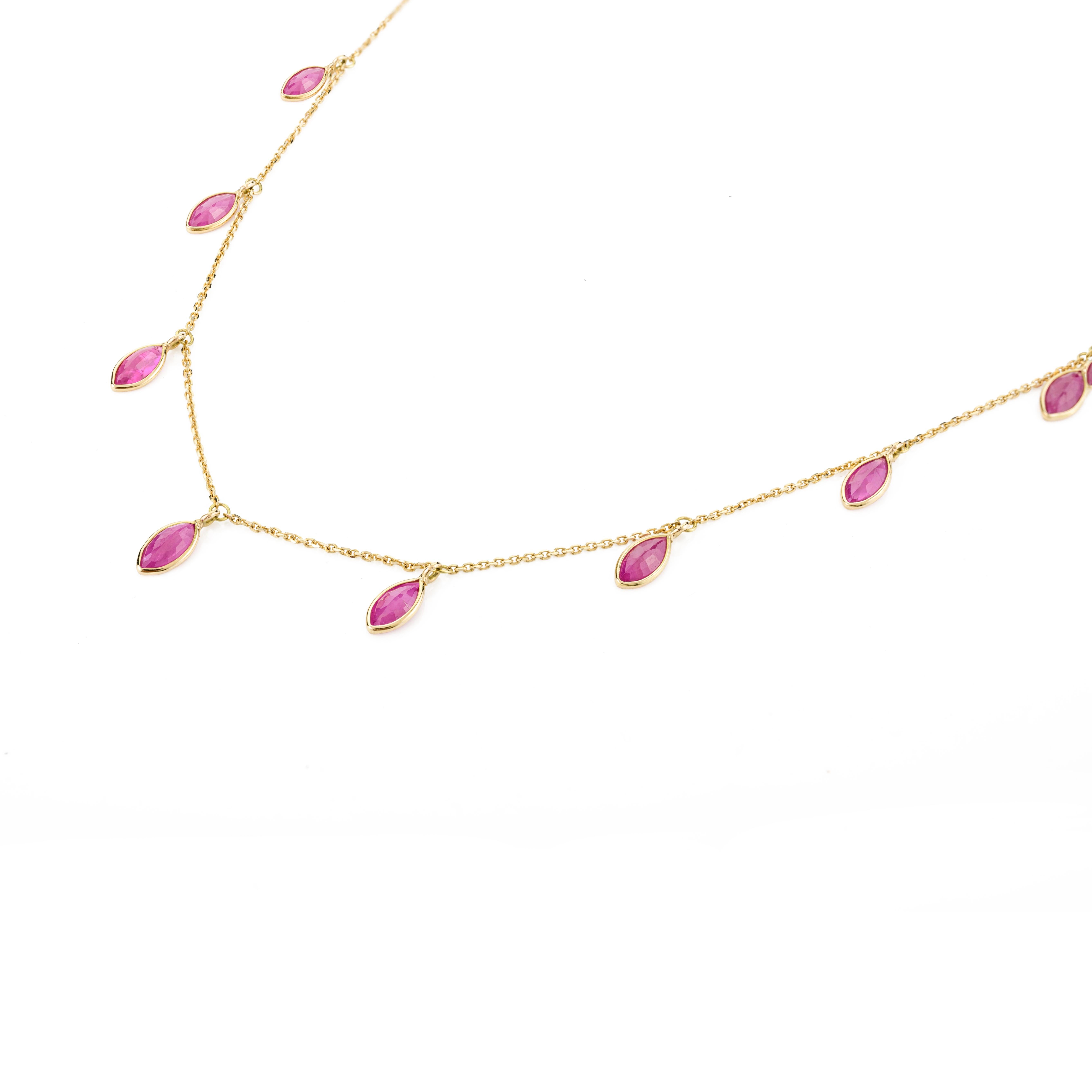 Collana a catena con charme di rubino Marquise Regalo per la fidanzata in oro giallo massiccio 18 carati in vendita 1