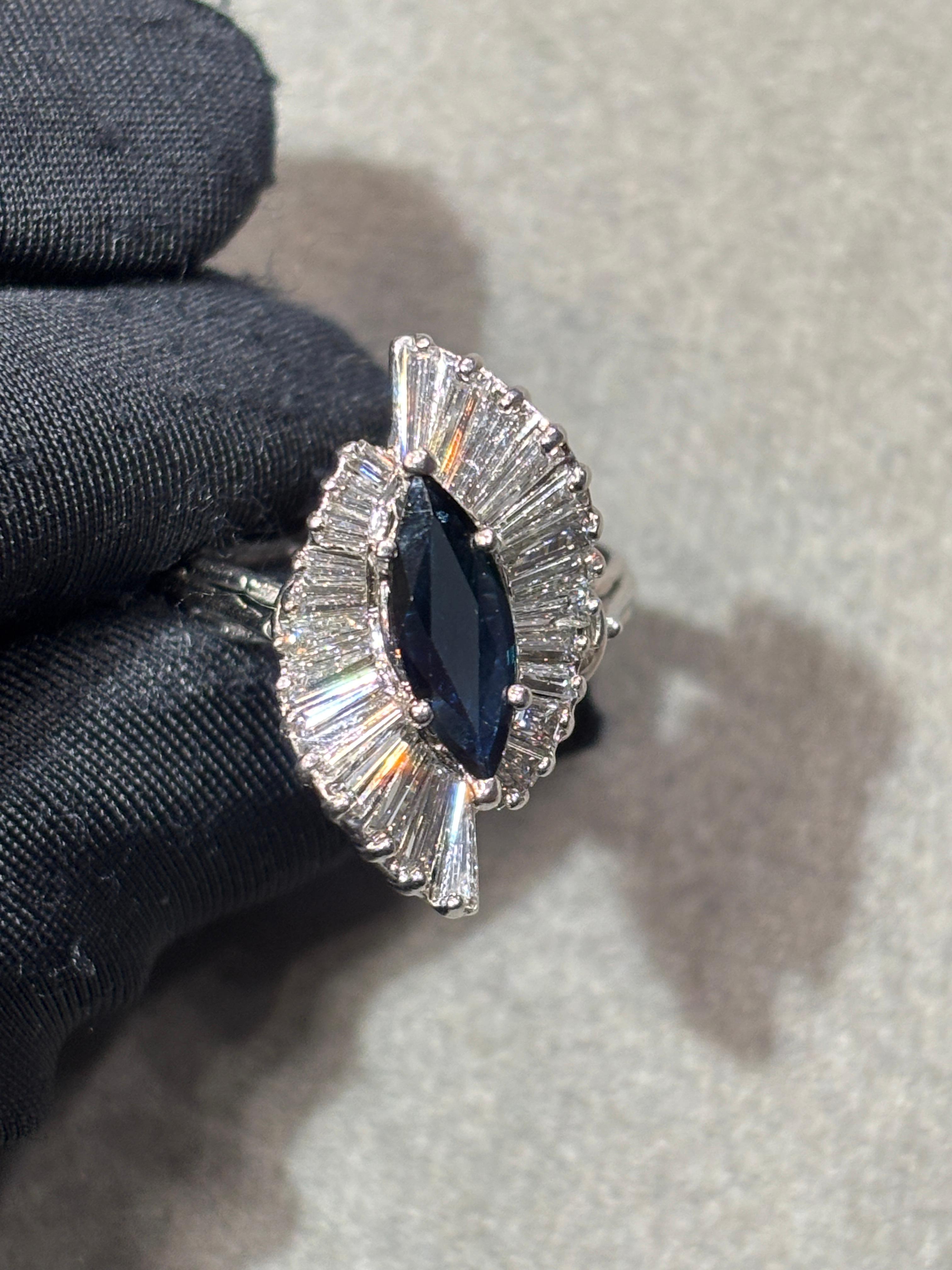 Taille mixte Bague ballerine saphir marquise en vente