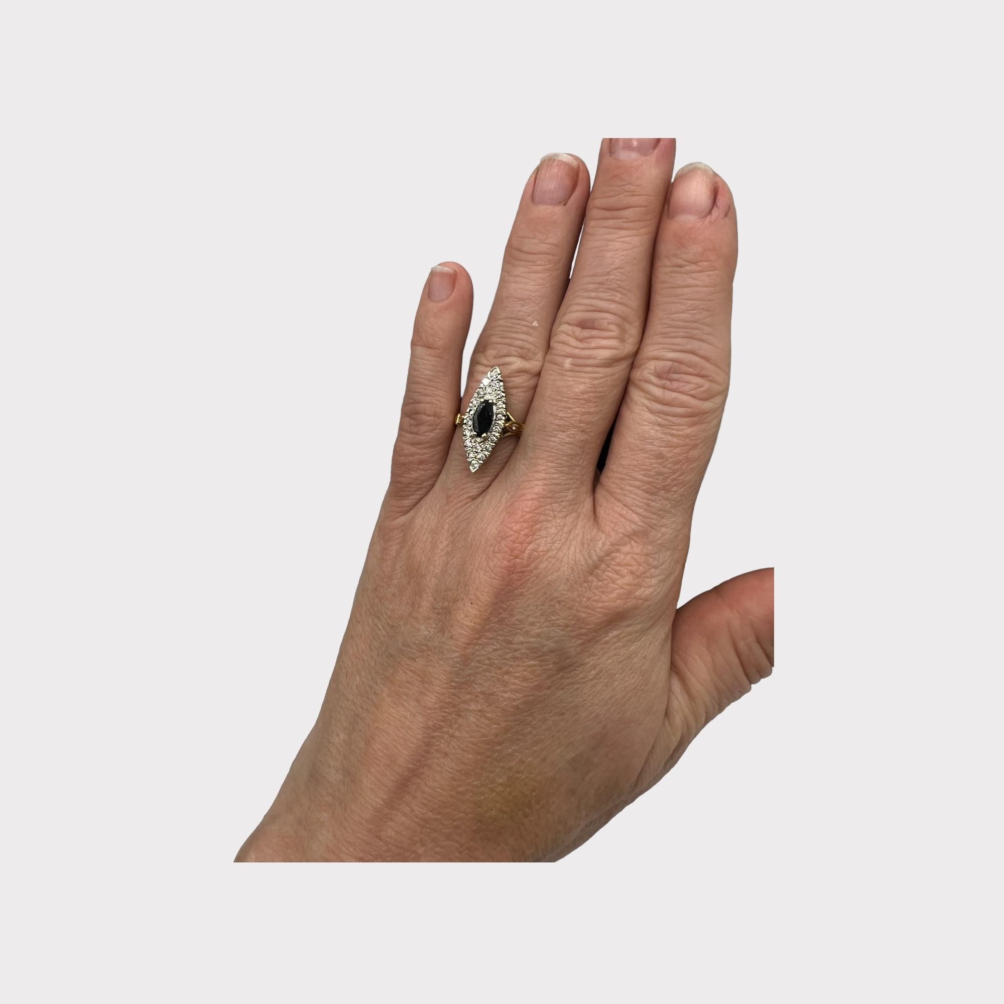 Marquise Sapphire Ring in Hand-Worked Gold, Early 20th Century im Angebot 2