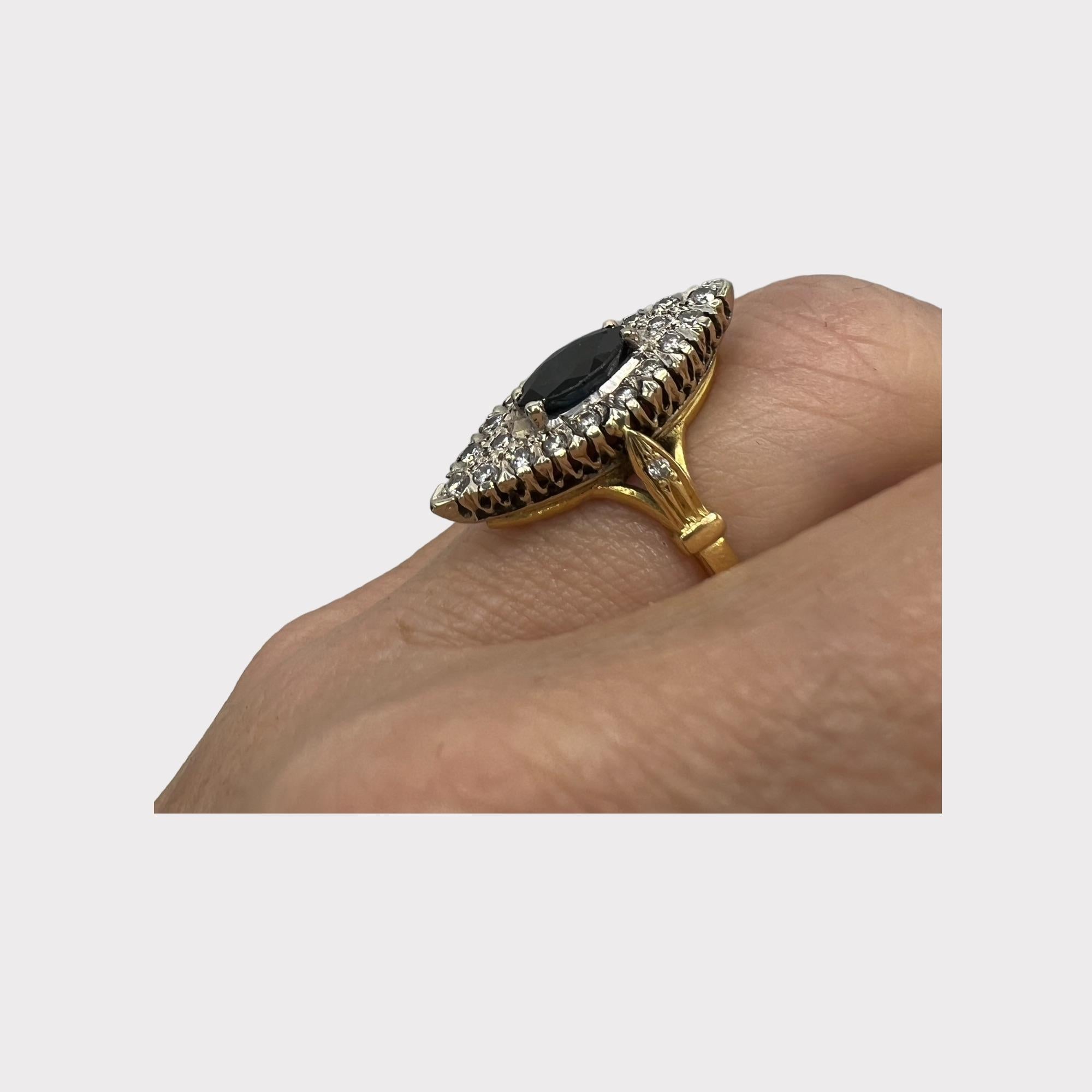 Marquise Sapphire Ring in Hand-Worked Gold, Early 20th Century im Angebot 3