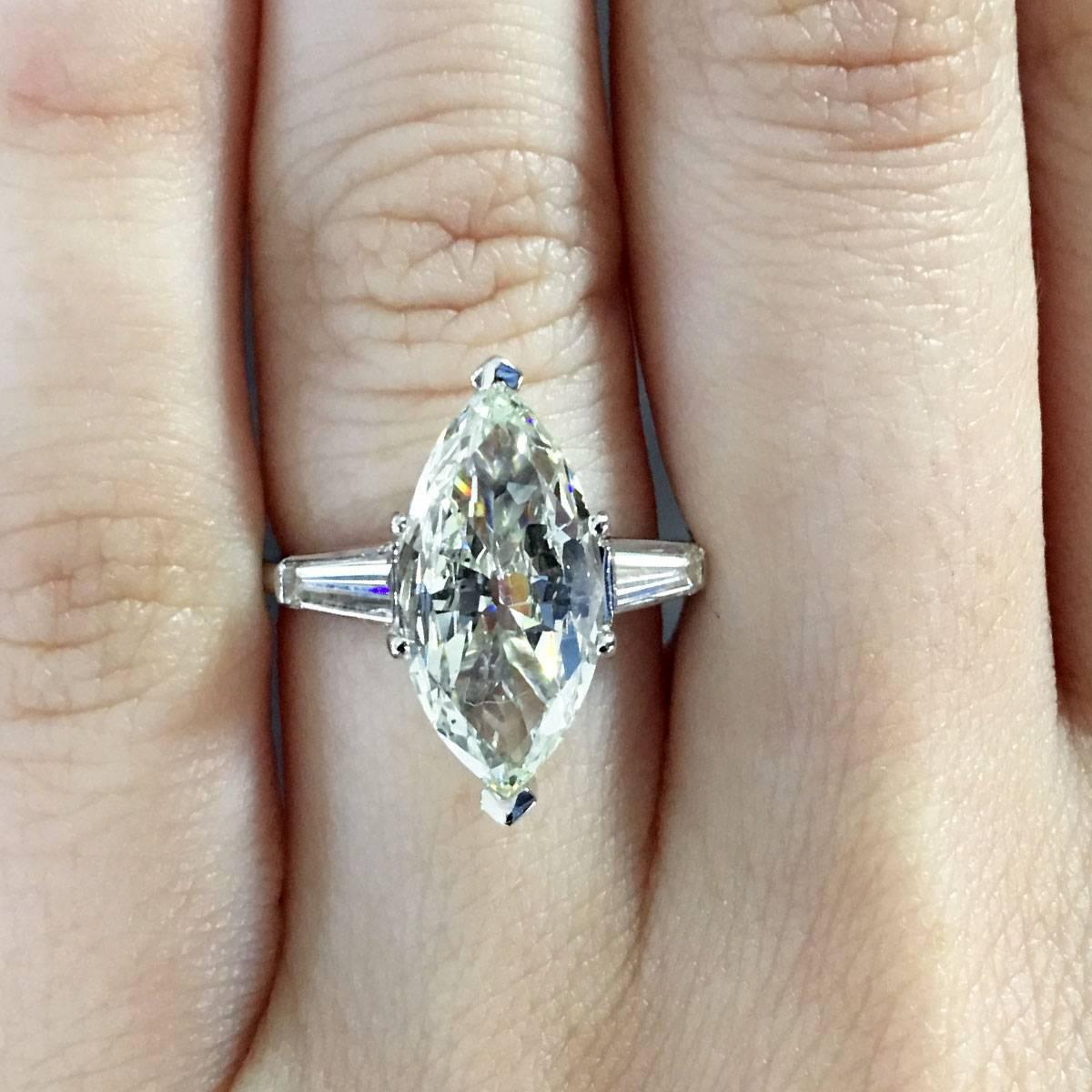 Marquise Shape Diamond Engagement Ring 1
