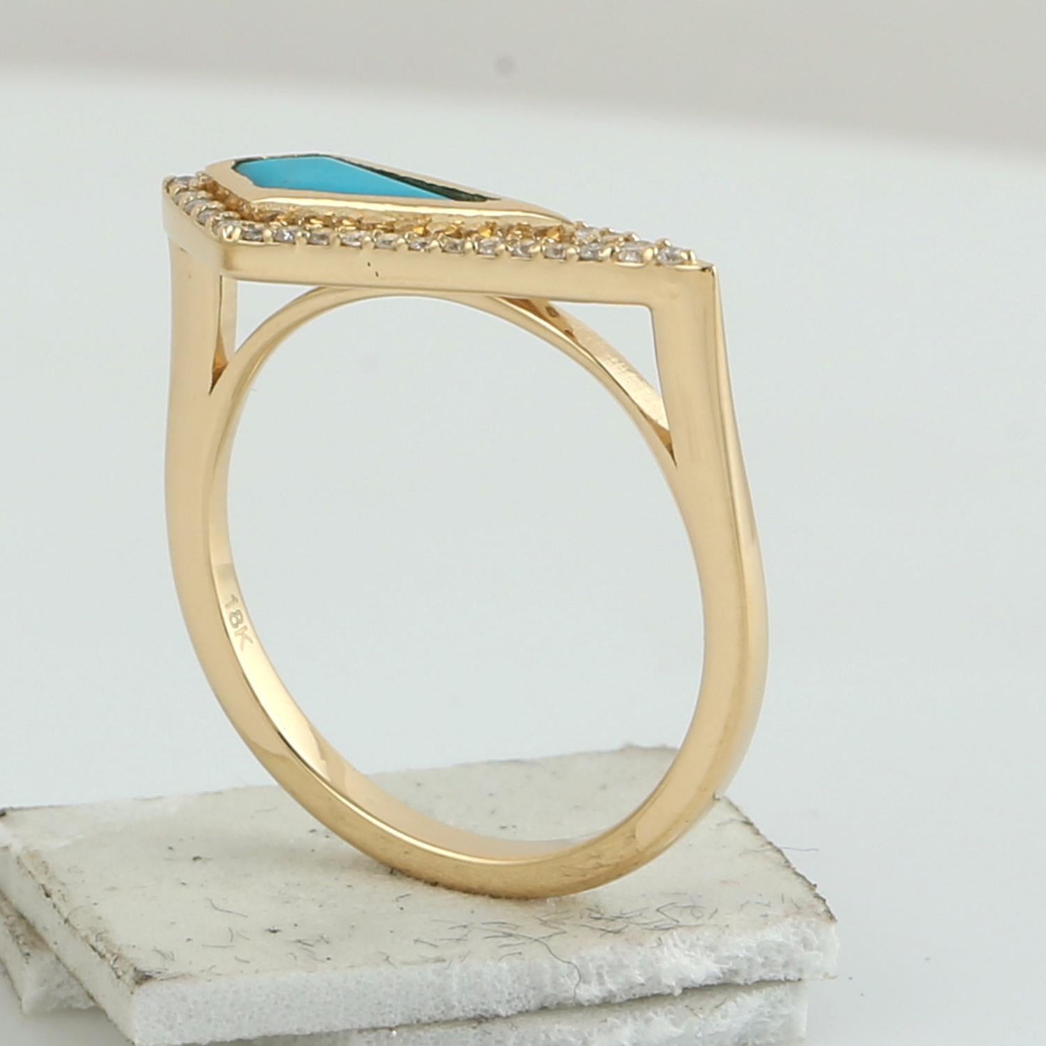 Mixed Cut Marquise Shaped Blue Turquoise Cocktail Ring w/ Pave Diamonds In 18k Yellow Gold For Sale
