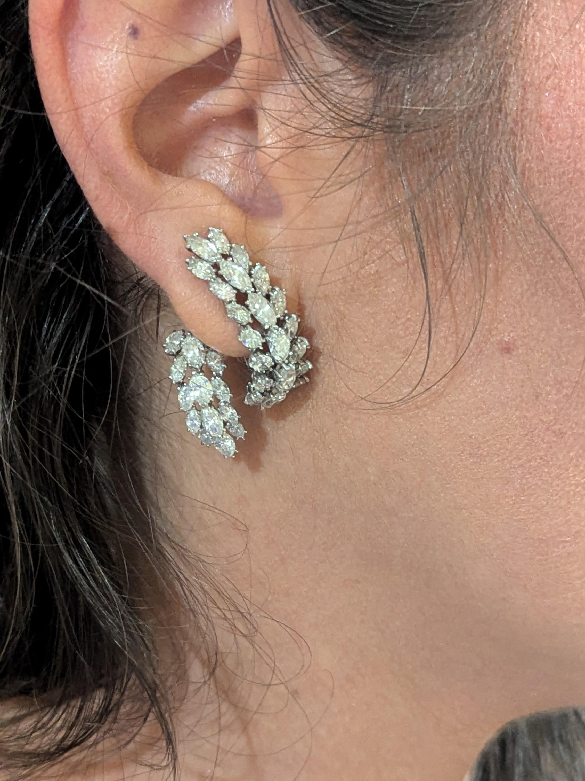 Taille Marquise Marquise-Shaped Diamond and Platinum Cluster Earrings en vente