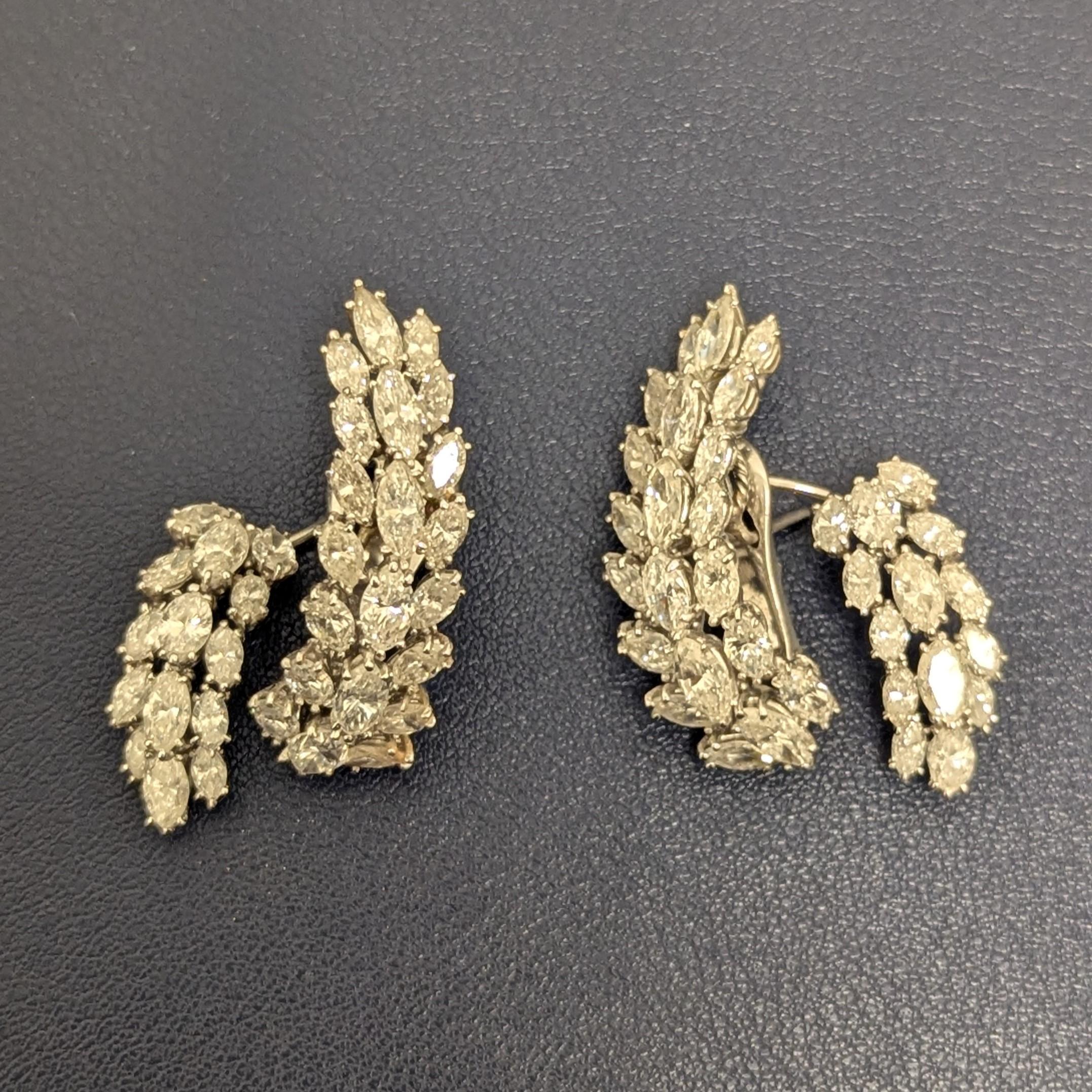 Marquise-Shaped Diamond and Platinum Cluster Earrings Unisexe en vente