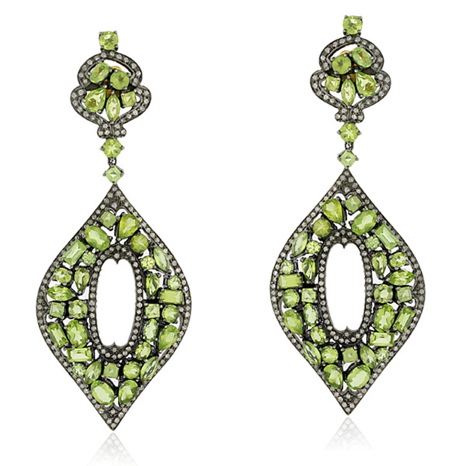 Marquise Shaped Peridot & Diamonds Earrings Made in 18k Yellow Gold & Silver In New Condition For Sale In New York, NY
