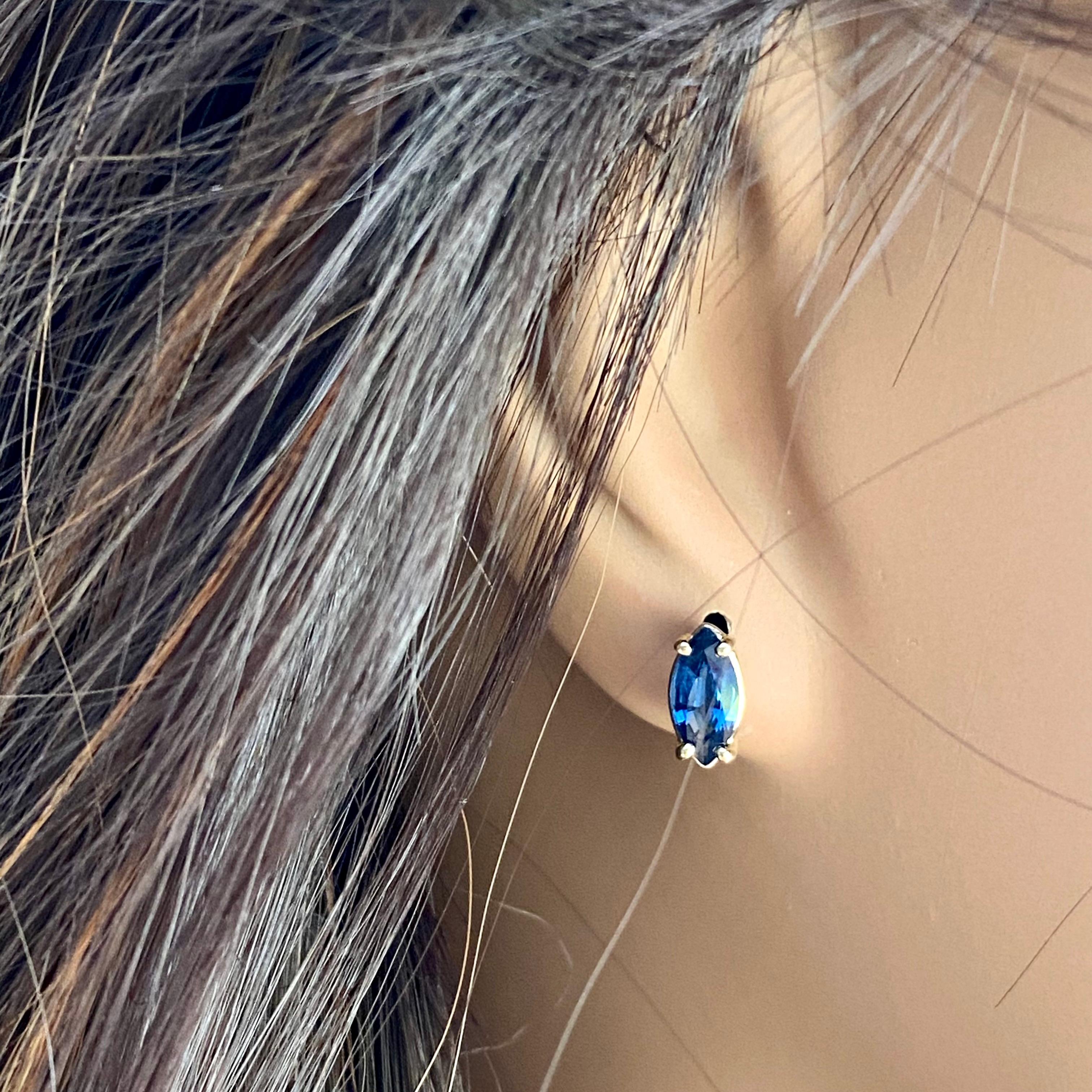Marquise Cut Marquise Blue Sapphire 1.30 Carats 14 Karat Yellow Gold 0.30 Inch Stud Earrings