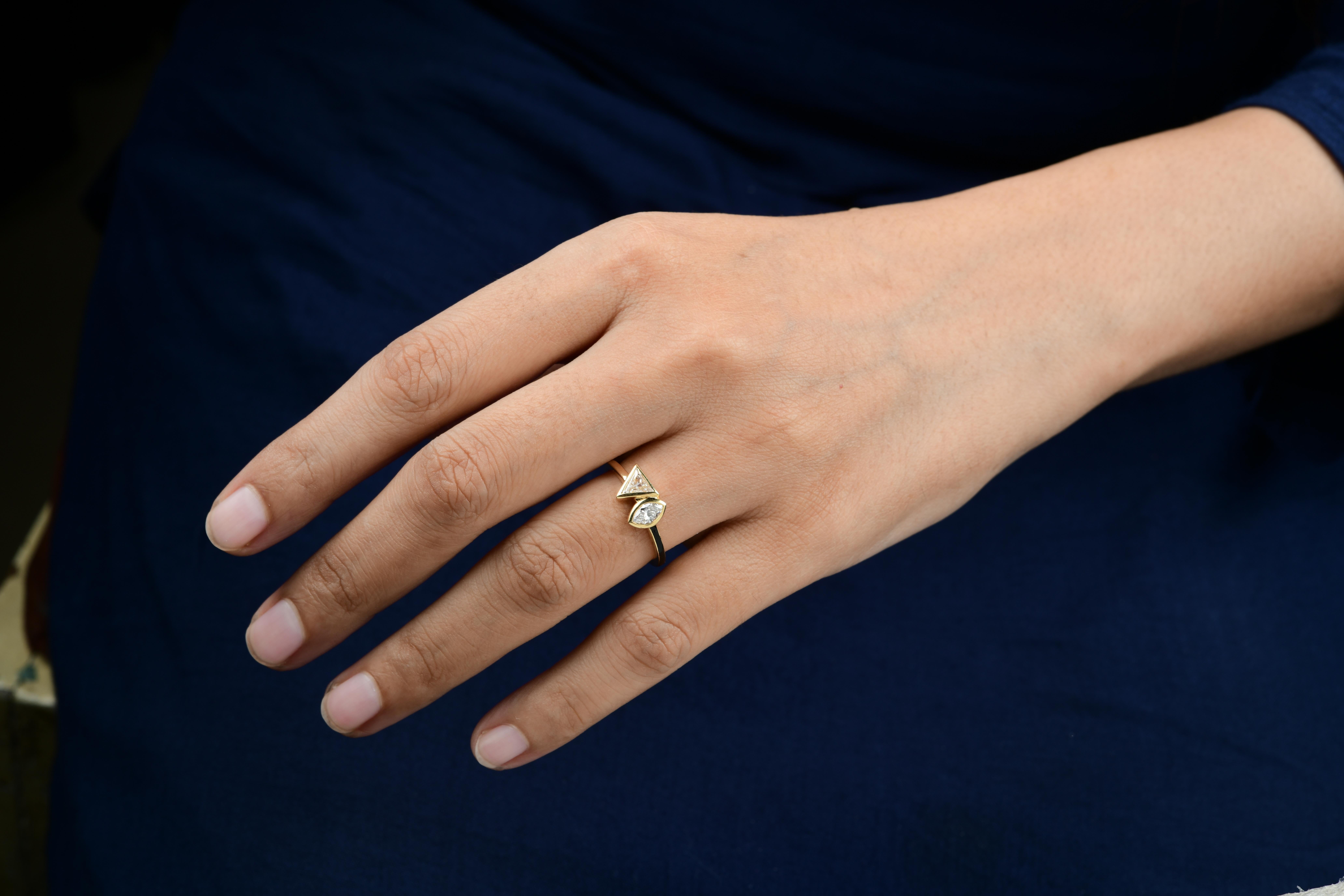 For Sale:  Marquise & Trillion Diamond Enamel Band Ring 14 Karat Yellow Gold Fine Jewelry 9