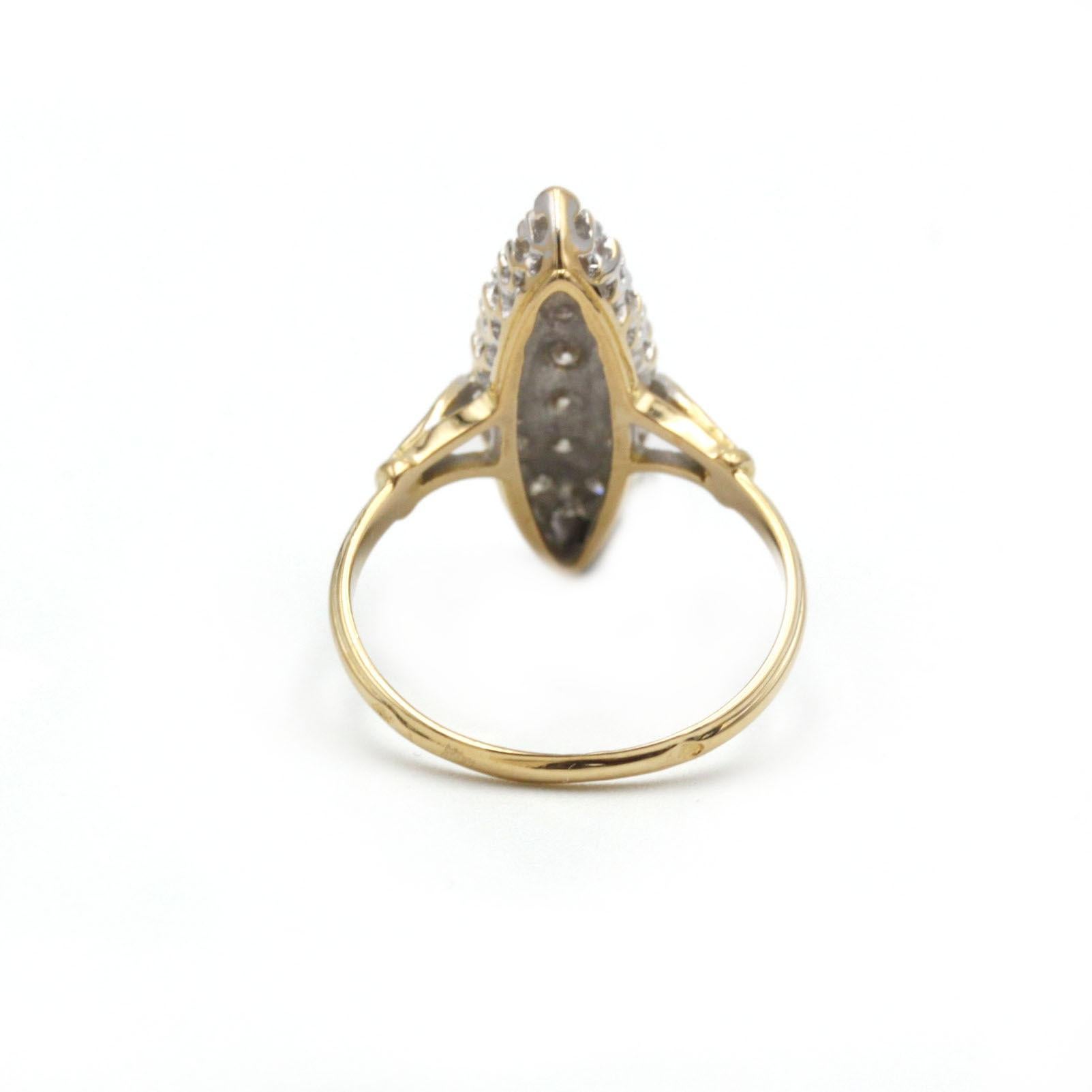 Rétro Anello Marquise bicolore con diamanti a navette in oro 18K in vendita