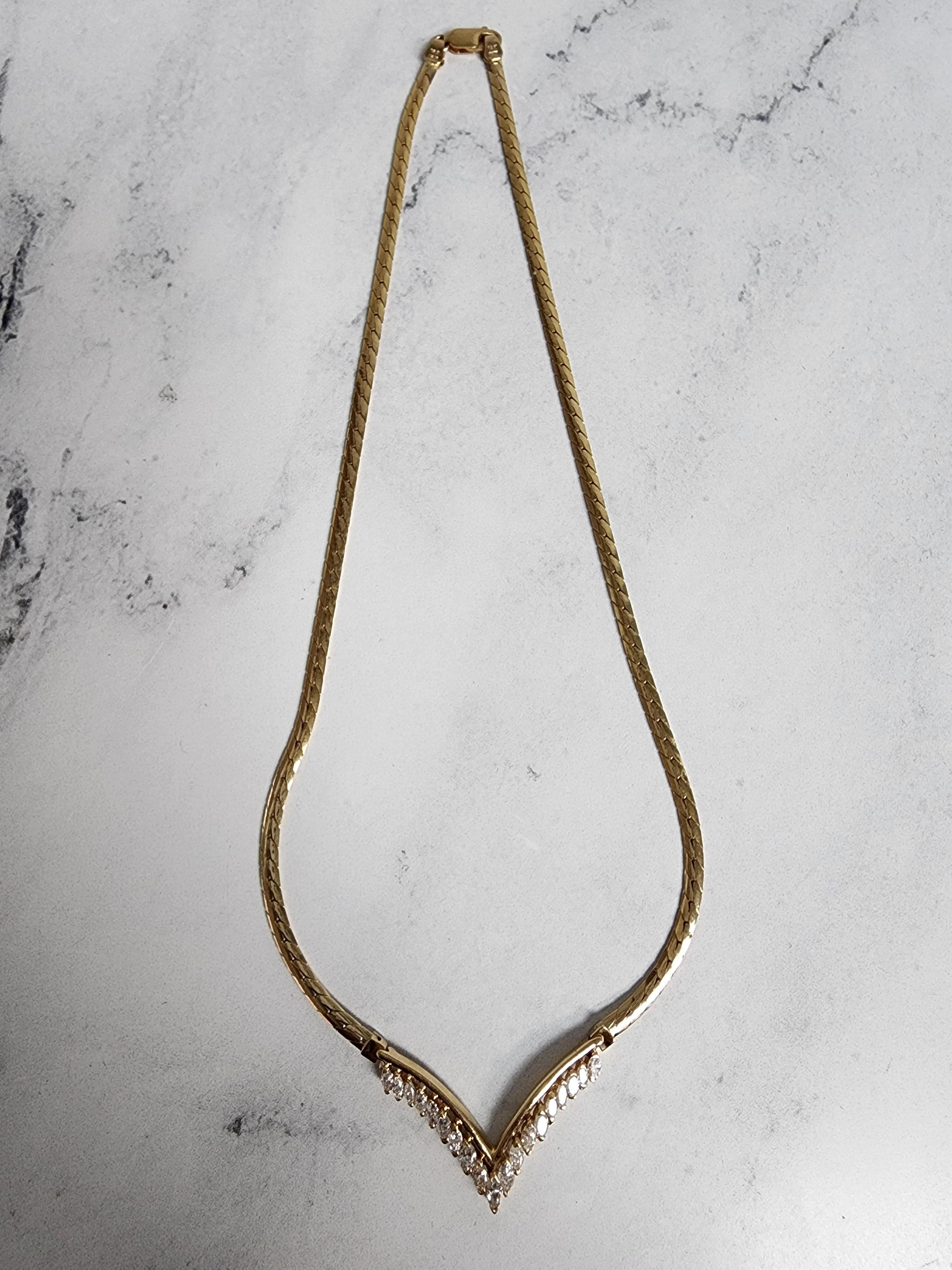 Marquise 'V' Shaped Diamond Necklace 1.75cttw 14k Yellow Gold In New Condition For Sale In Sugar Land, TX