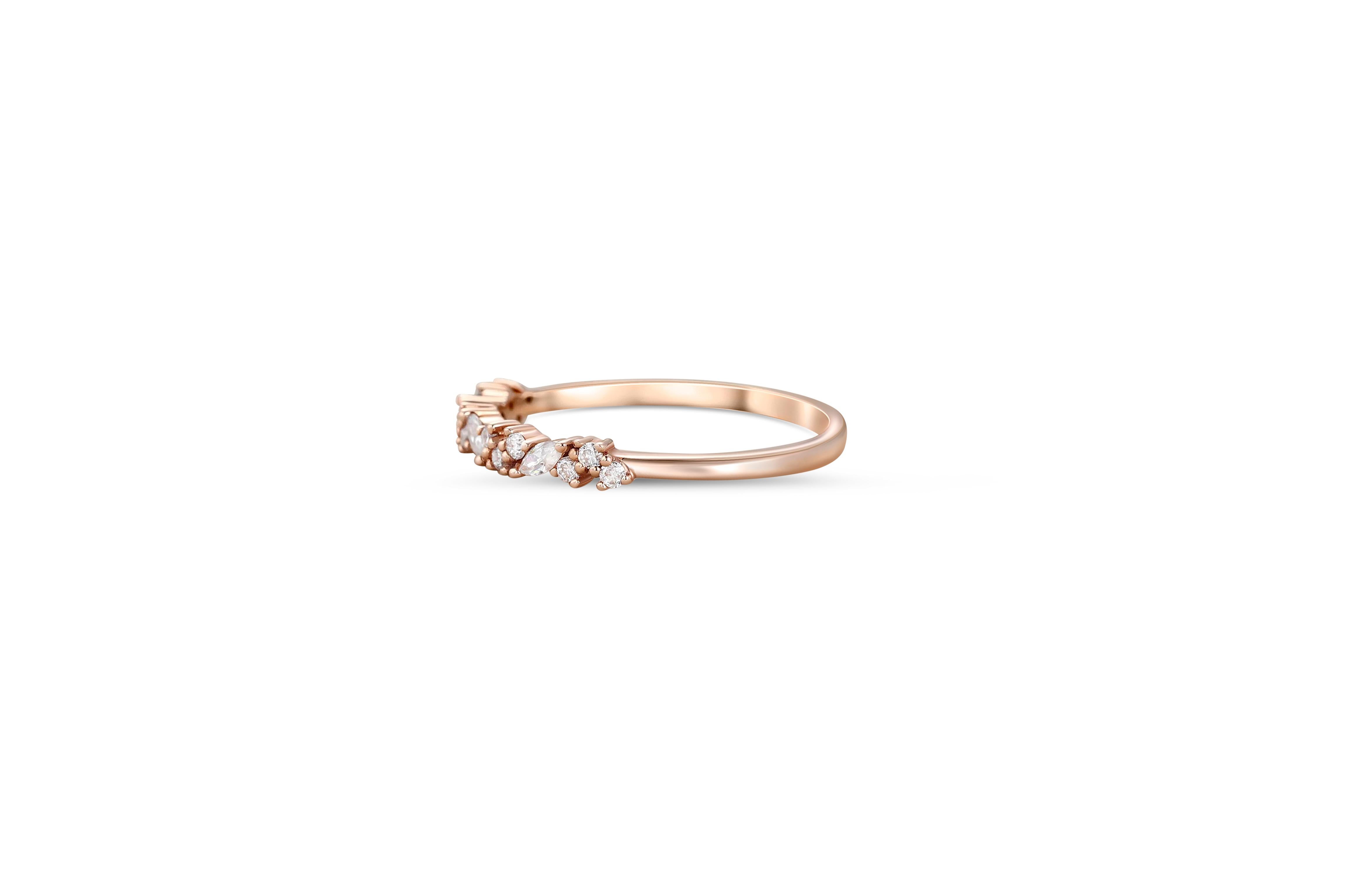 Modern Marquise Wedding 14k gold ring. For Sale