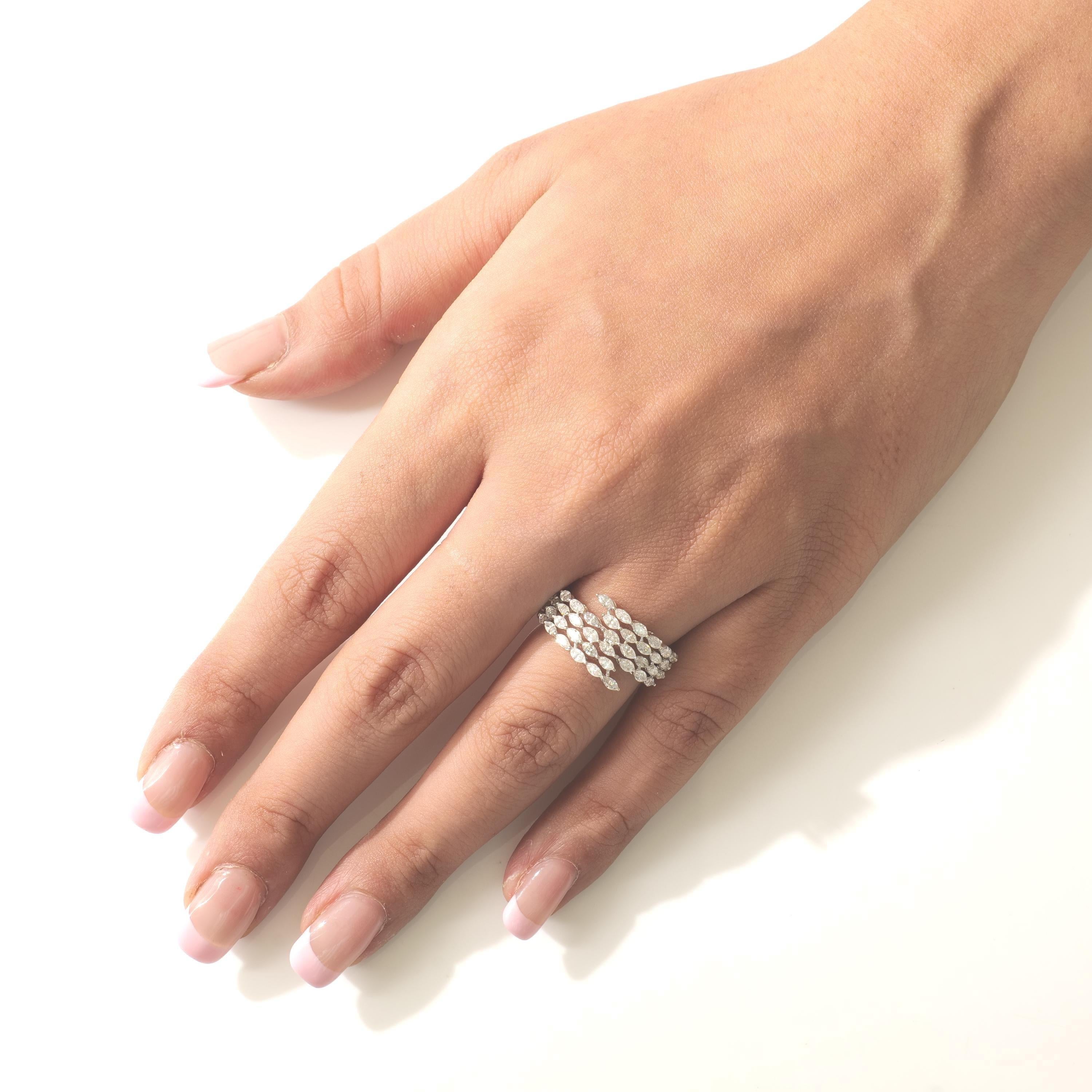 Taglio marquise Anello a fascia larga con diamante Marquise in oro massiccio 14K (certificato) in vendita