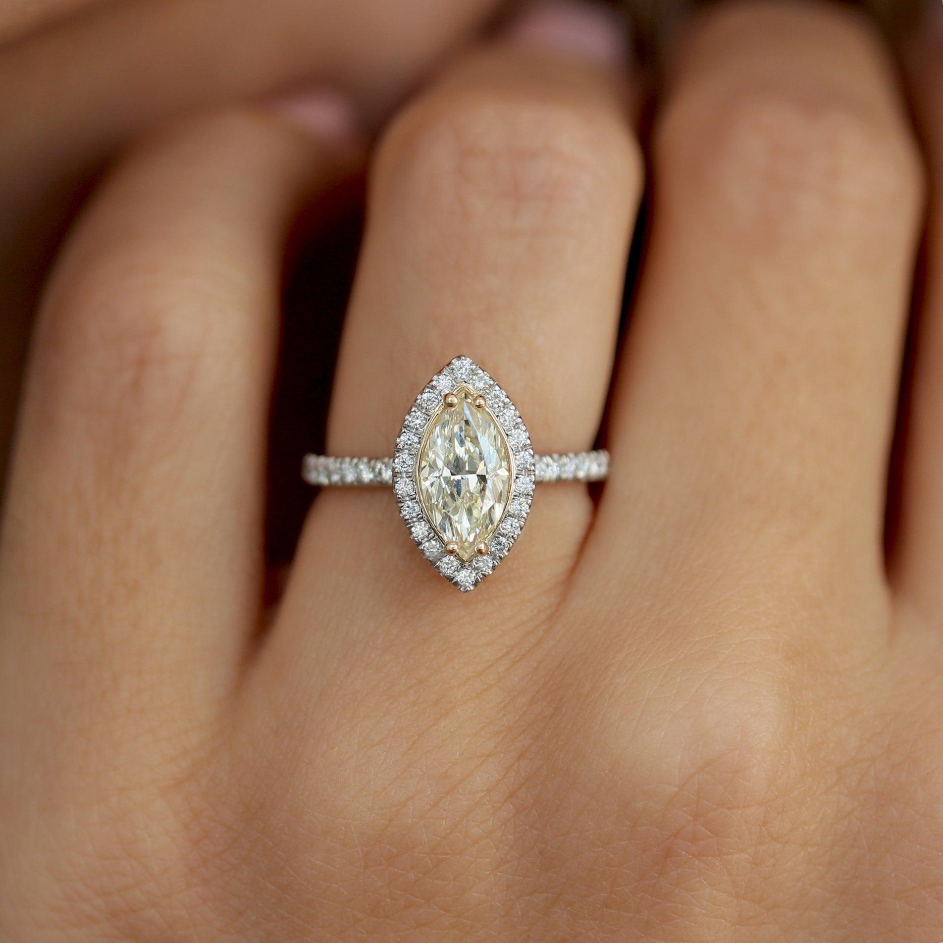 Marquise Yellow Halo Diamond Engagement ring - Daisy.
This list is for the engagement ring only.
Handmade with care. 
An original design by Silly Shiny Diamonds. 

Details: 
* Center Stone Shape: Marquise cut.
* Center Stone Type: Natural diamond,