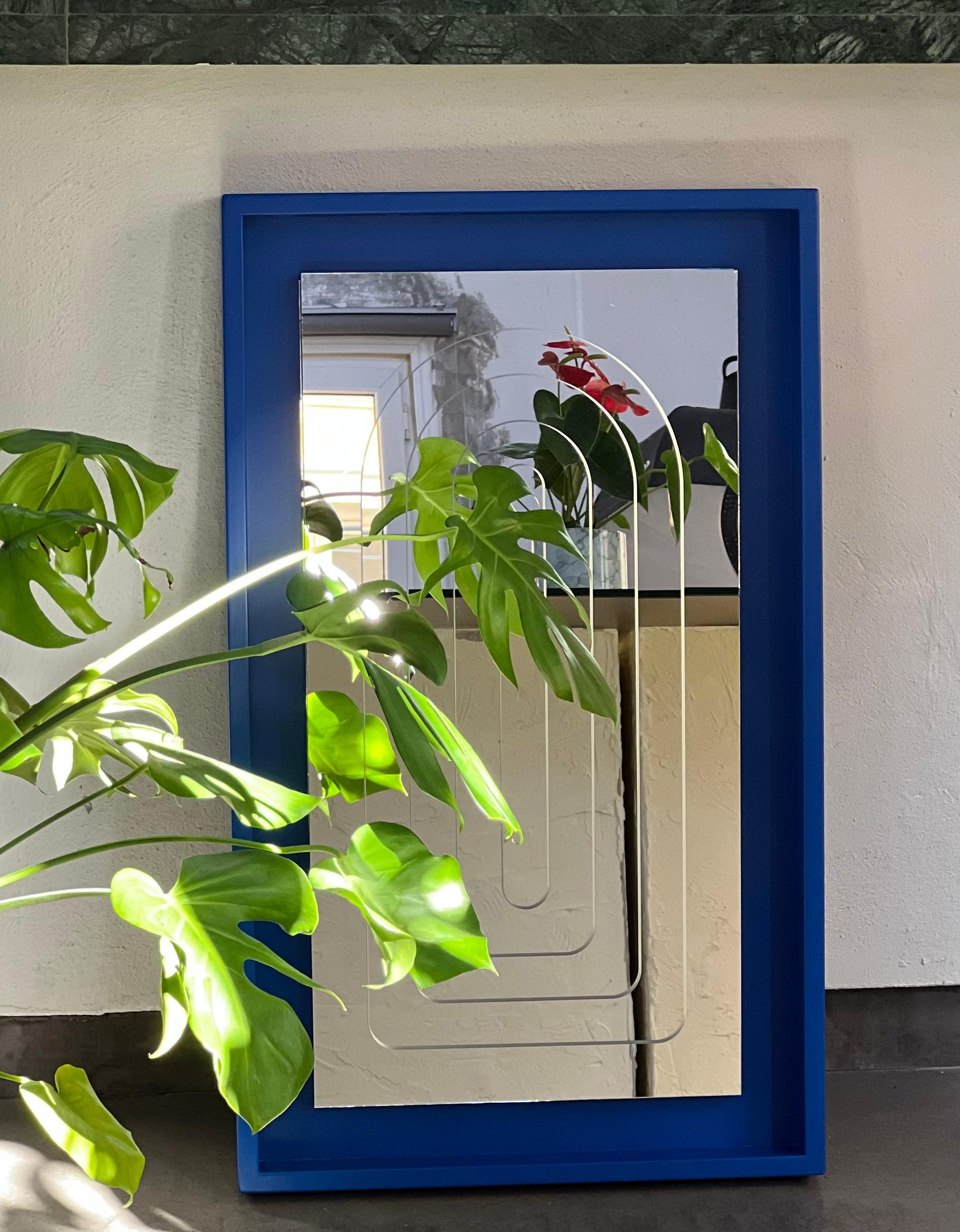 Designer: Selkan SOLMAZ ERÇEL 

Marrakech mirror is the design of designer's cities collection.
It is inspired by Marrakech city’s colourful street and form of arch door. It reflects Marrakech traditional's sense and modern design