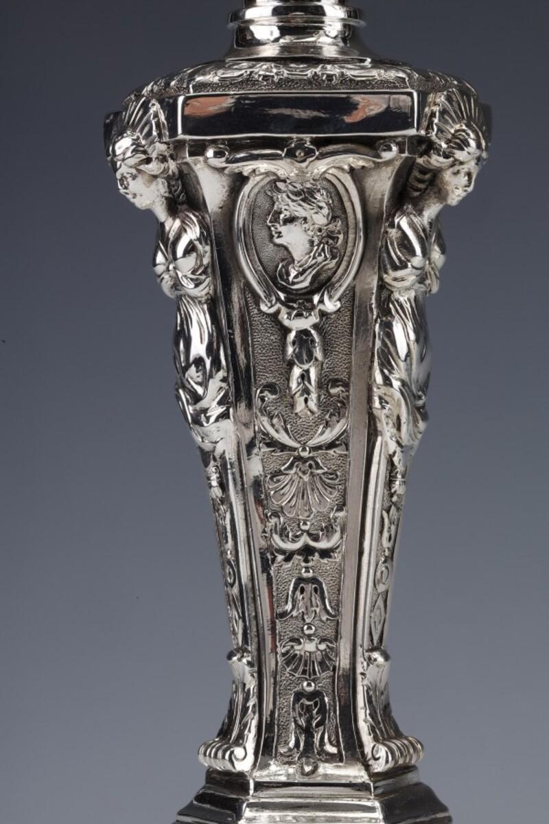 Marret Frères- Importante paire de chandeliers en argent massif du XIXe siècle en vente 7