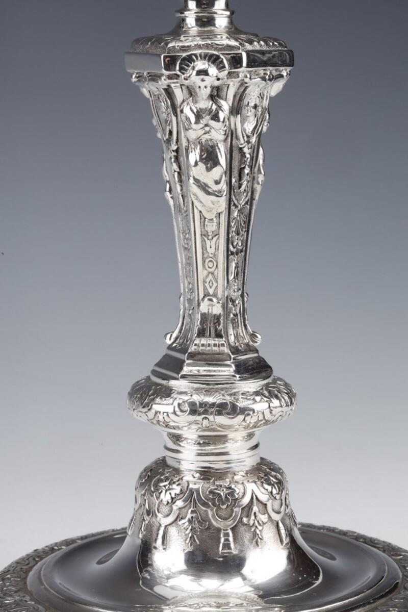 Marret Frères- Importante paire de chandeliers en argent massif du XIXe siècle en vente 11
