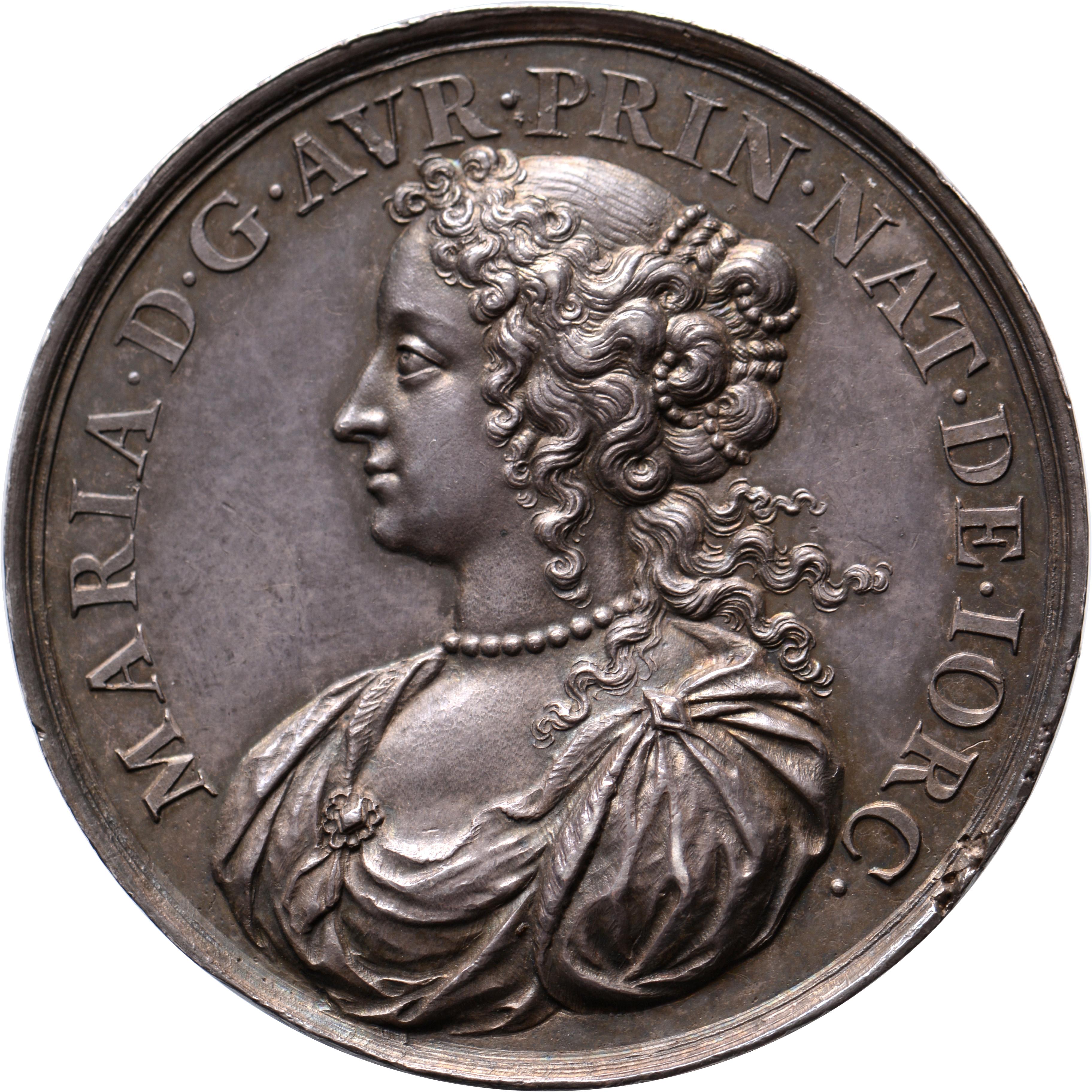 Vorderseite: GVILH. III. D. G. PRIN. AVR. HOL. ET. WES. GV, gepanzerte Büste von Wilhelm rechts
Umgekehrt: MARIA. D. G. AVR. PRIN. NAT. DE. IORC., Büste von Maria links

Von N. Chevalier

Dunkle Tönung und wunderbare Qualität

Gewicht: 31,55