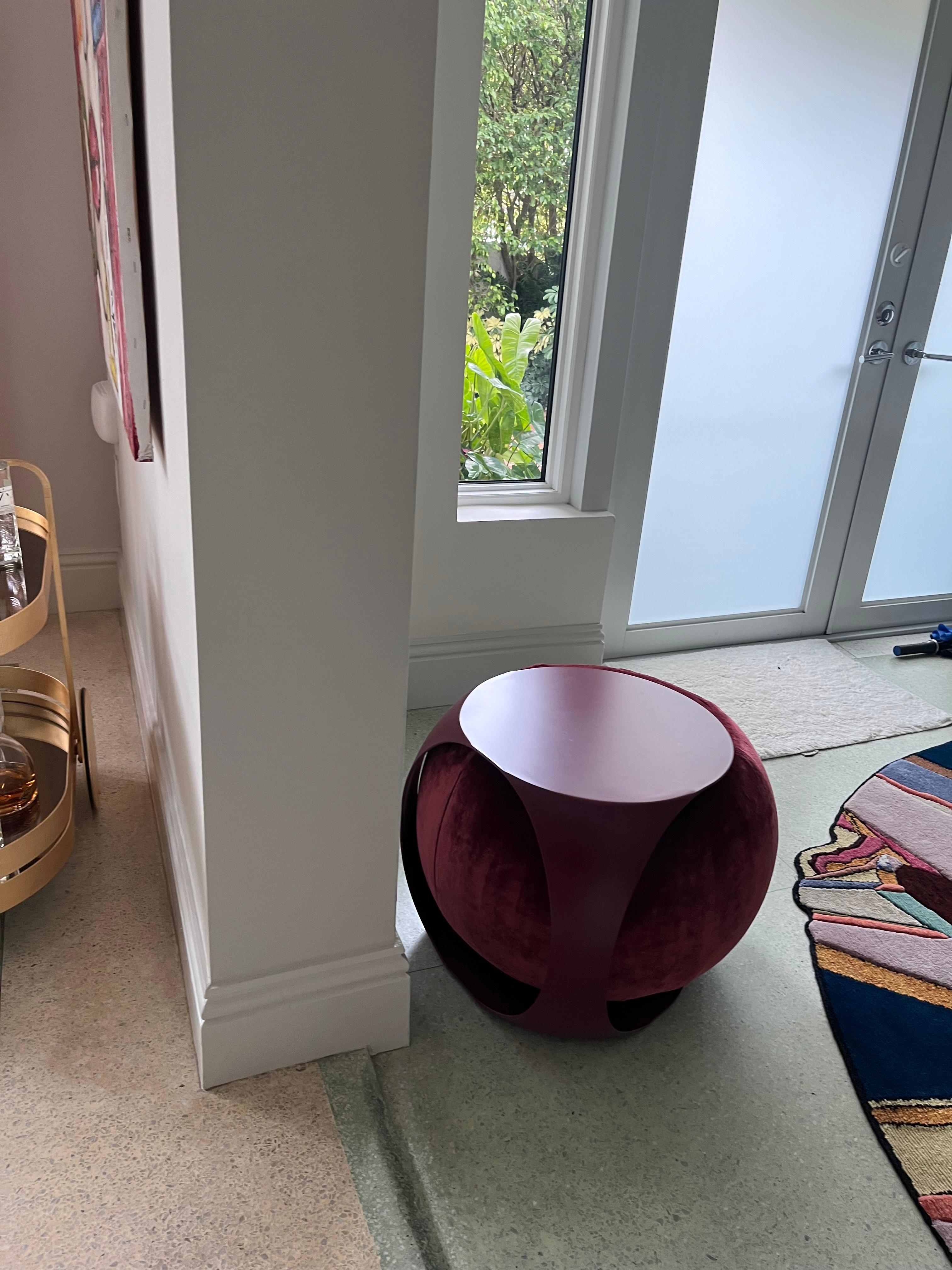 Pouf et table multifonctionnels Marrimor Toof en STOCK Excellent état - En vente à New York, NY