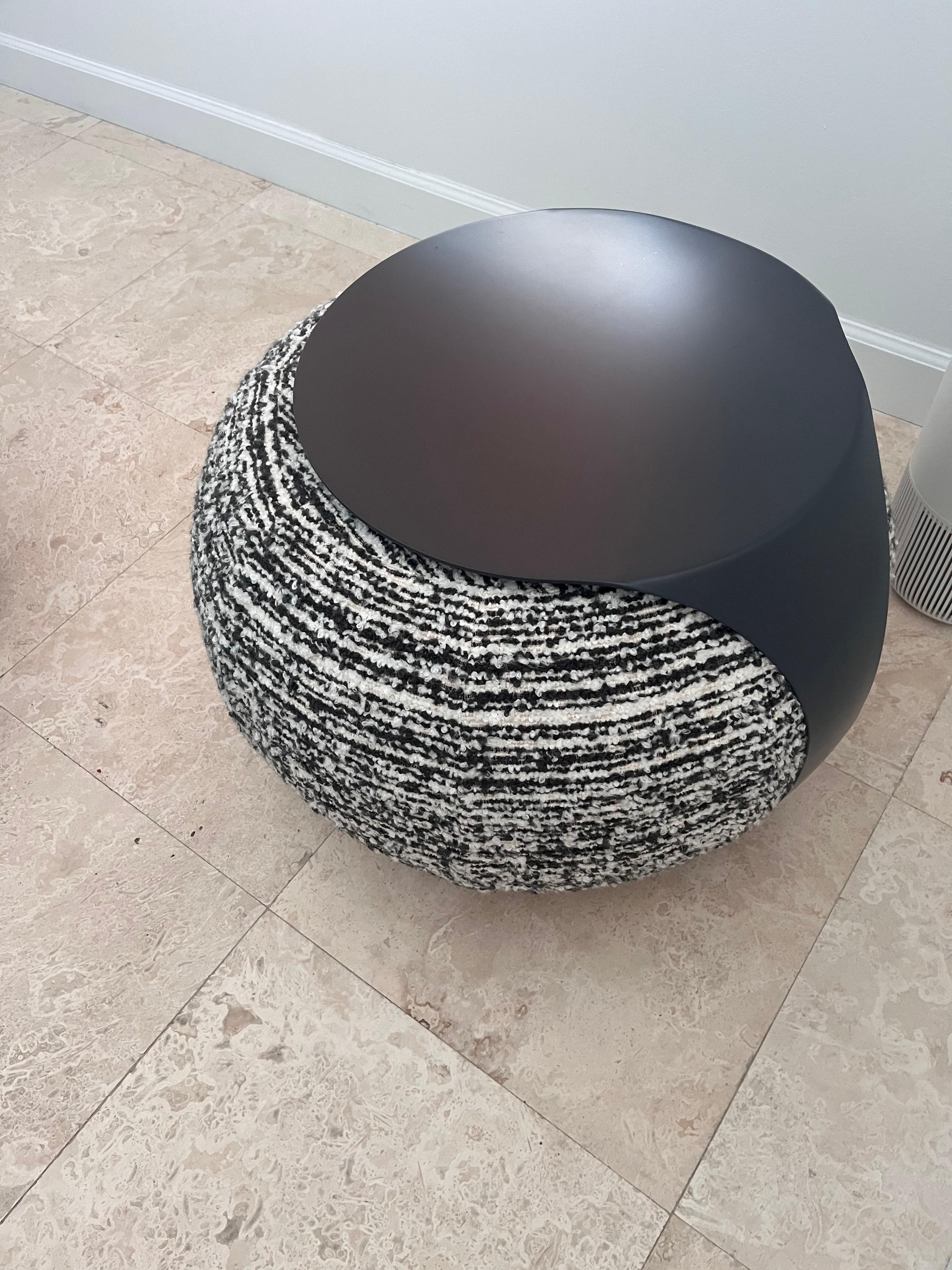 Tissu Pouf et table multifonctionnels Marrimor Toof en STOCK en vente