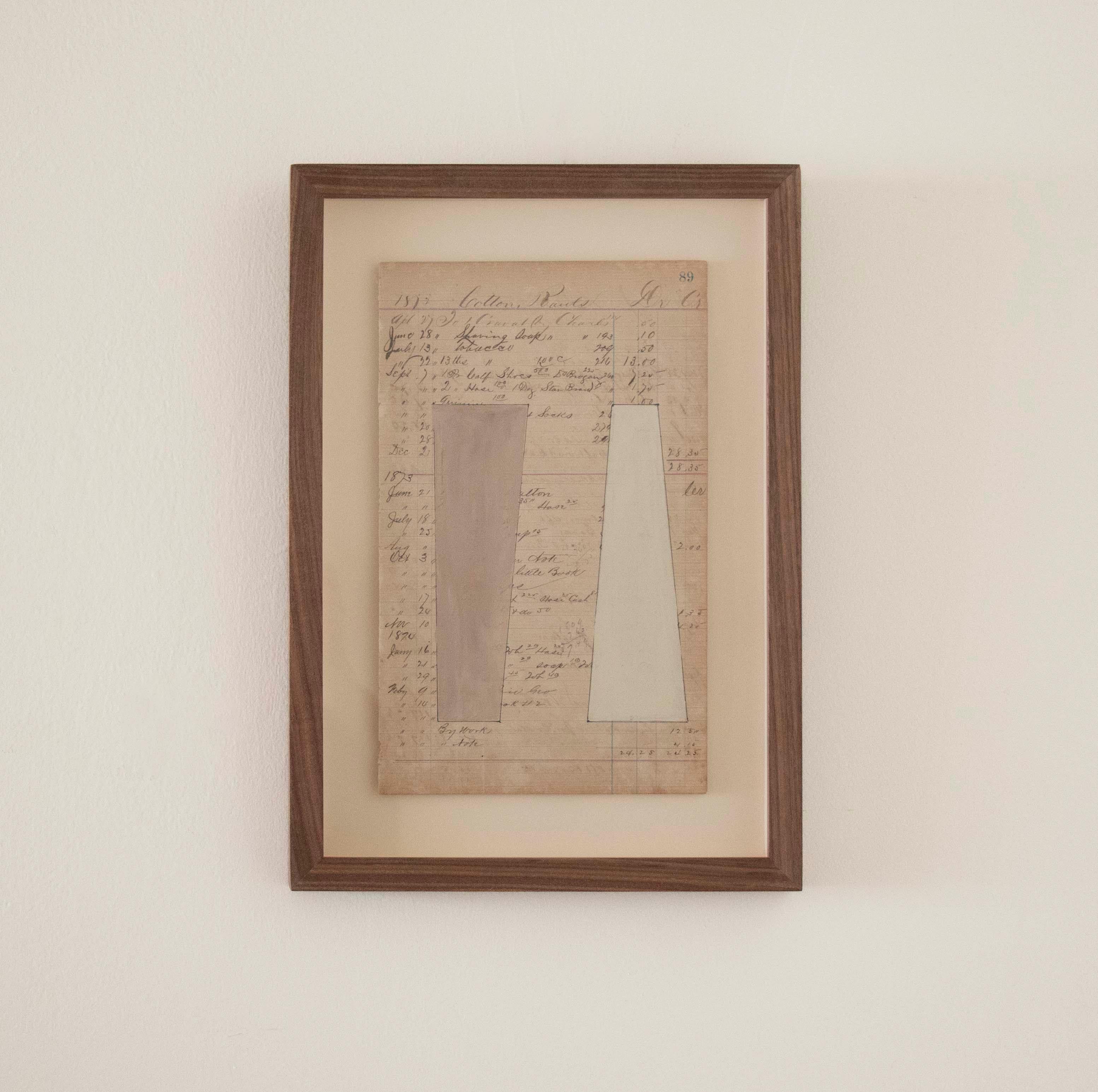 Schönes Acrylgemälde auf Papier aus dem Jahr 1800 von dem zeitgenössischen Künstler Afsoon Thayer. Abstraktes, in neutralen Farben gemaltes Motiv auf einem Hauptbuch aus einem Geschäftsbuch aus England um 1800. Jedes Stück ist einzigartig und ein