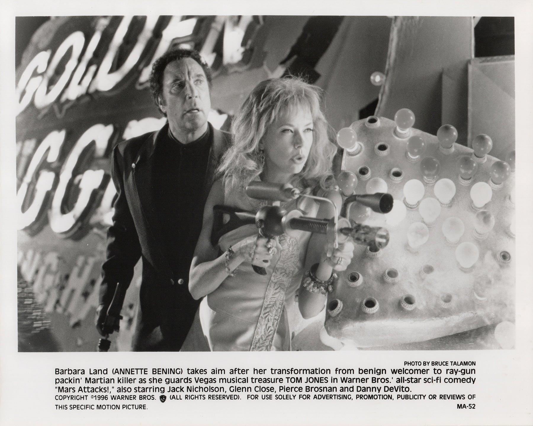 Paper Mars Attacks 1996 Publicity Film Movie Press Still Framed For Sale