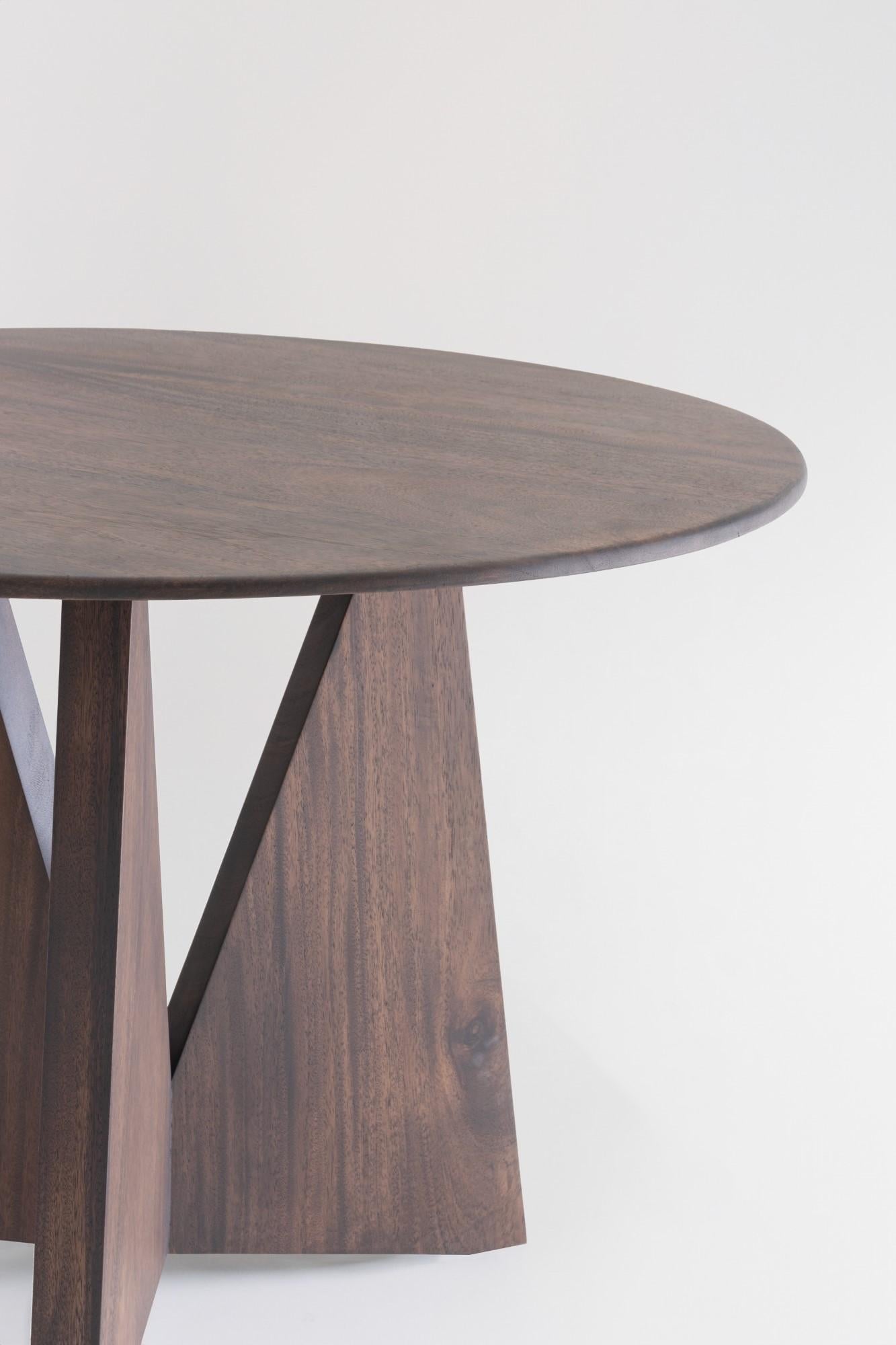 MARS round table, Natural Dark Monkey Pod Wood In New Condition For Sale In Chiangmai, TH