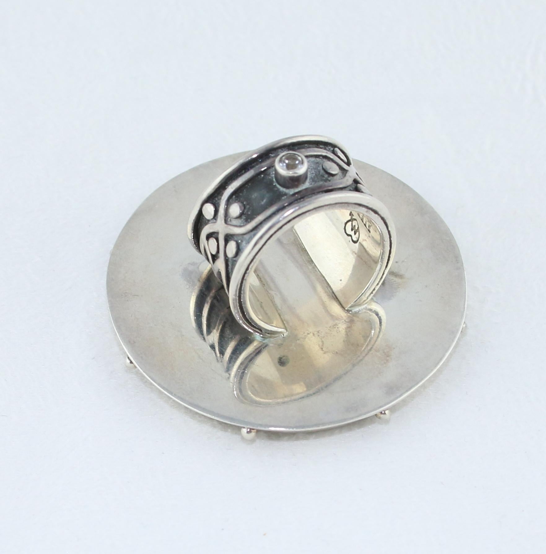Contemporary Mars & Valentine MOP Round Sterling Ring For Sale