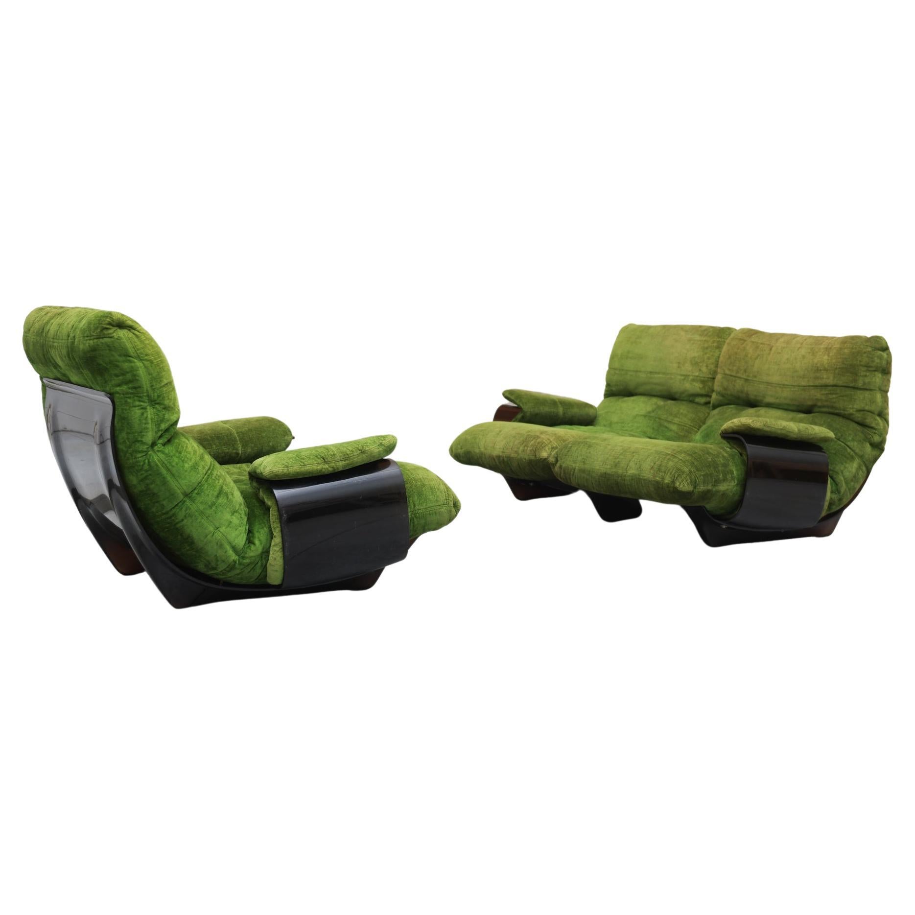Stunning Marsala set in green velvet and brown plexi.
Designed by Michel Ducaroy for Ligne Roset.

Good vintage condition. No damage. Normal signs of use.