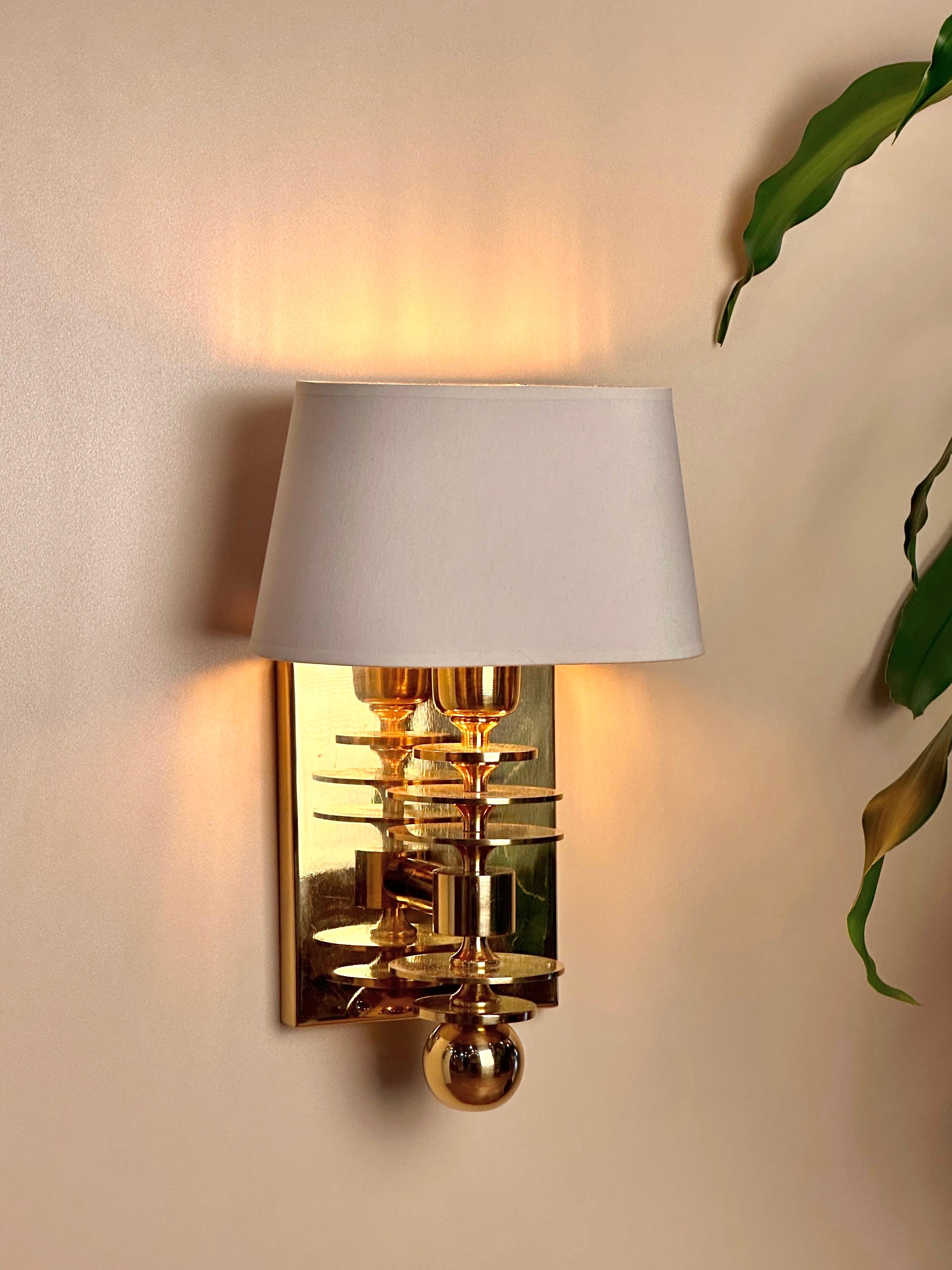 Marsala Shade Brass Wall Sconce Mid-Century Modern Lighting In New Condition For Sale In İstiklal, TR