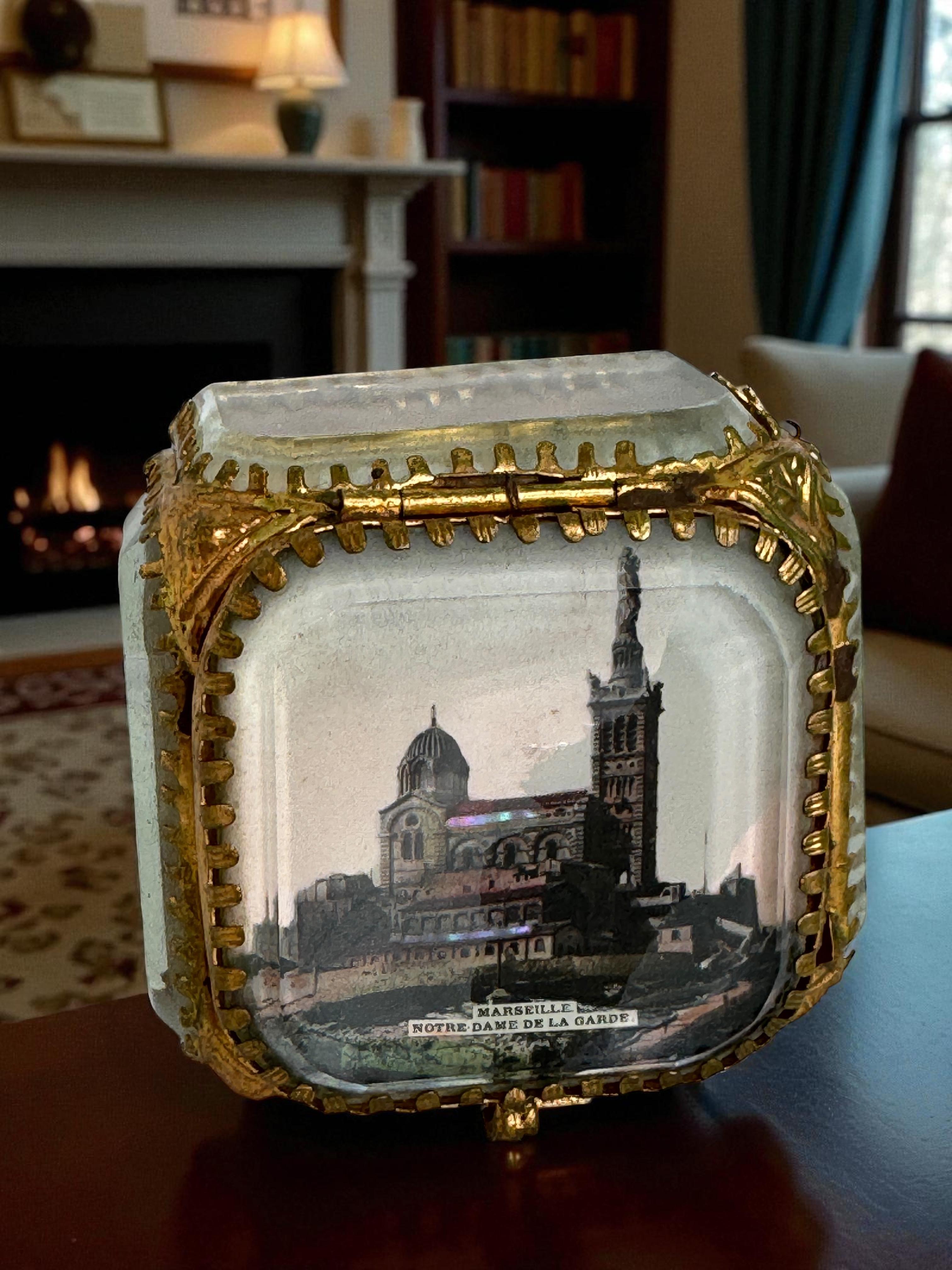 Marseille Antique French Grand Tour Souvenir Casket, Beveled Glass & Eglomise en vente 9