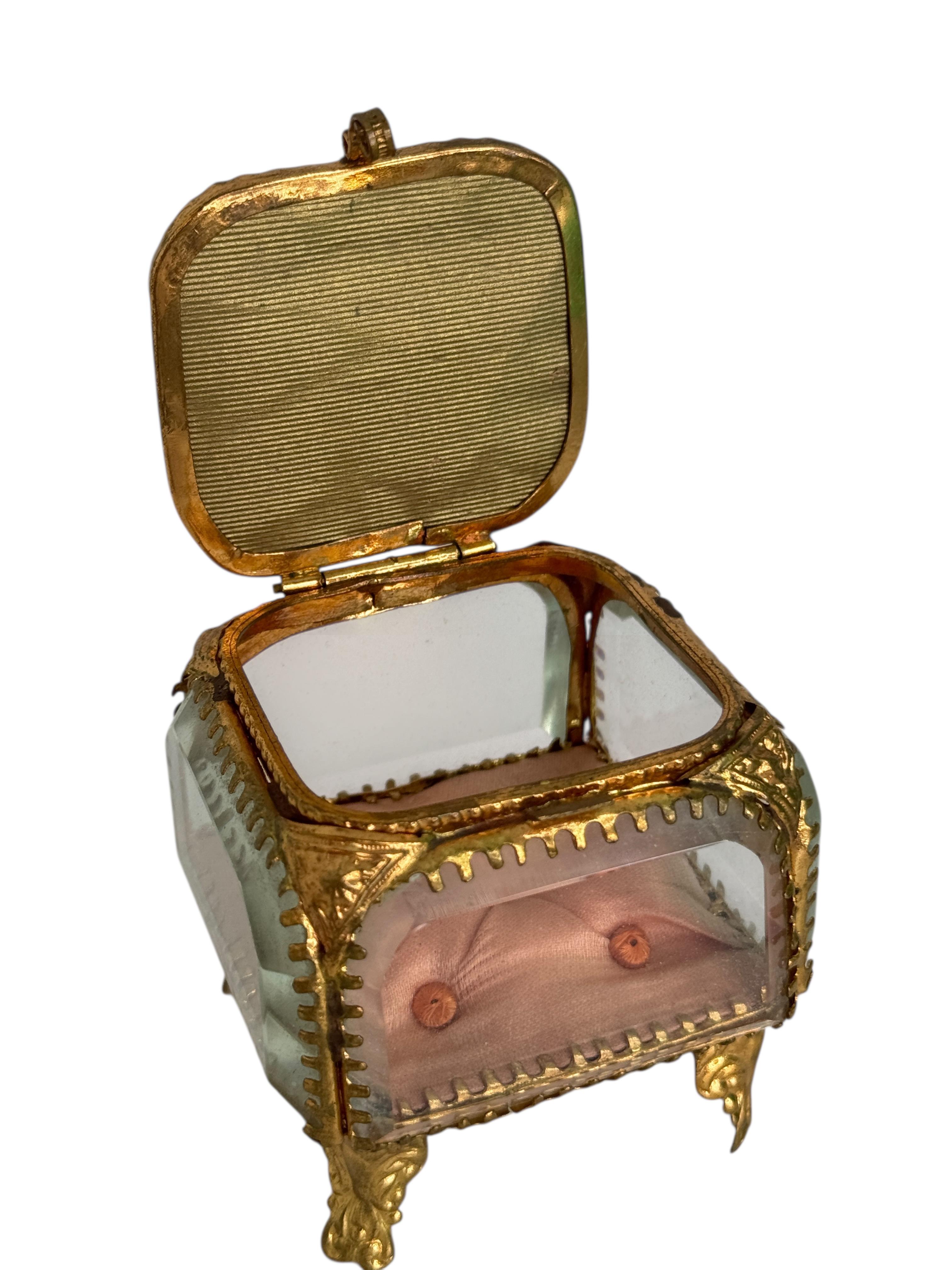Cristal Marseille Antique French Grand Tour Souvenir Casket, Beveled Glass & Eglomise en vente