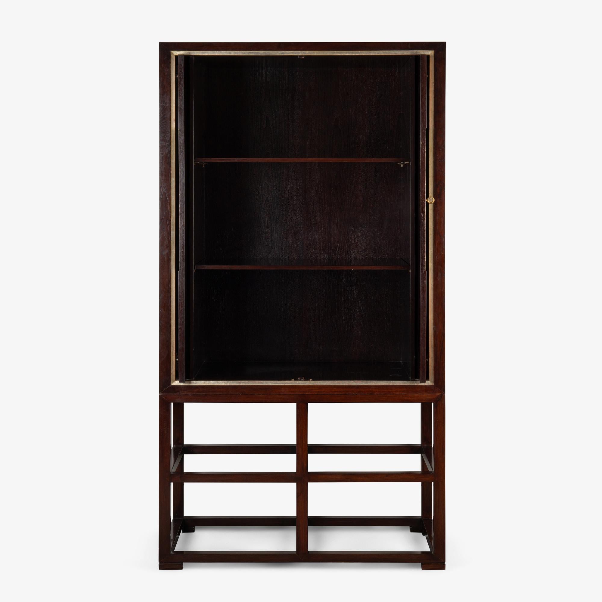 Marseilles-Schrank aus Karelianischer Birke und Nussbaum von Therien für Fournir Collections (Art déco)