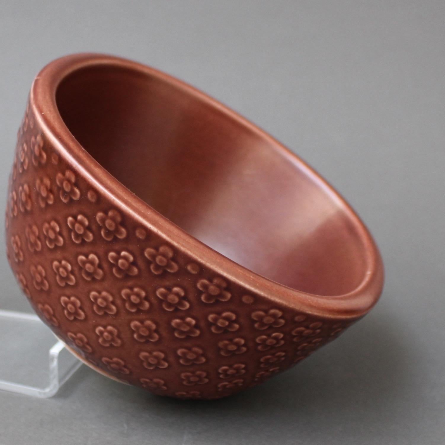 Mid-20th Century 'Marselis' Porcelain Bowl by Nils Thorsson for Aluminia, Royal Copenhagen