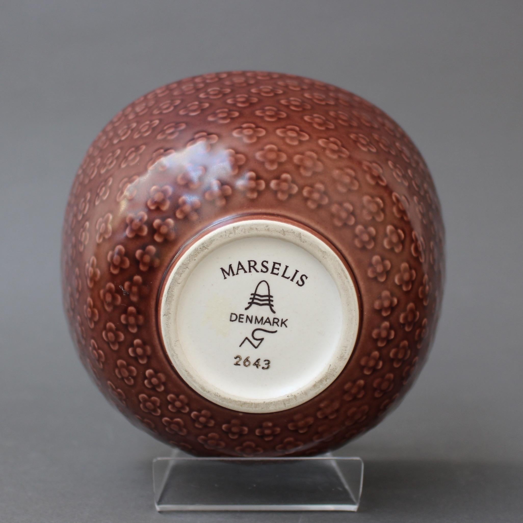 'Marselis' Porcelain Bowl by Nils Thorsson for Aluminia, Royal Copenhagen 5